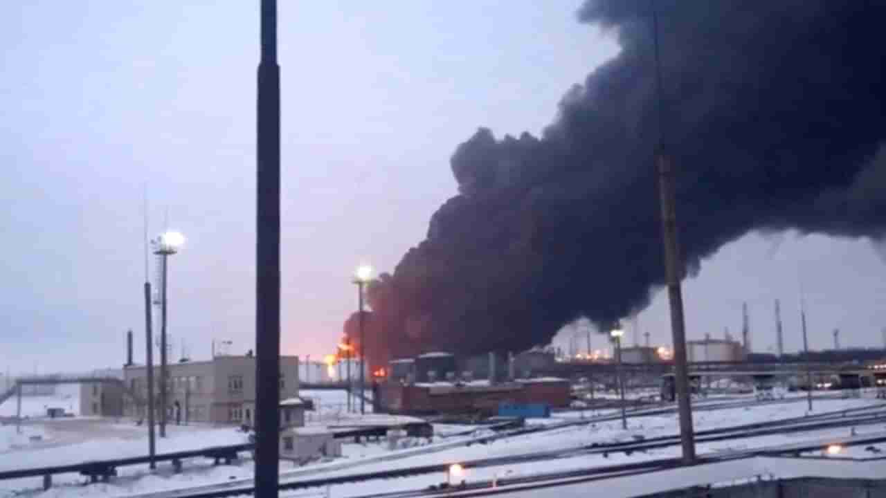 ರಷ್ಯಾದ ಬೃಹತ್ ತೈಲ ಘಟಕದ ಮೇಲೆ 361 ಡ್ರೋನ್​ಗಳಿಂದ ಉಕ್ರೇನ್ ದಾಳಿ