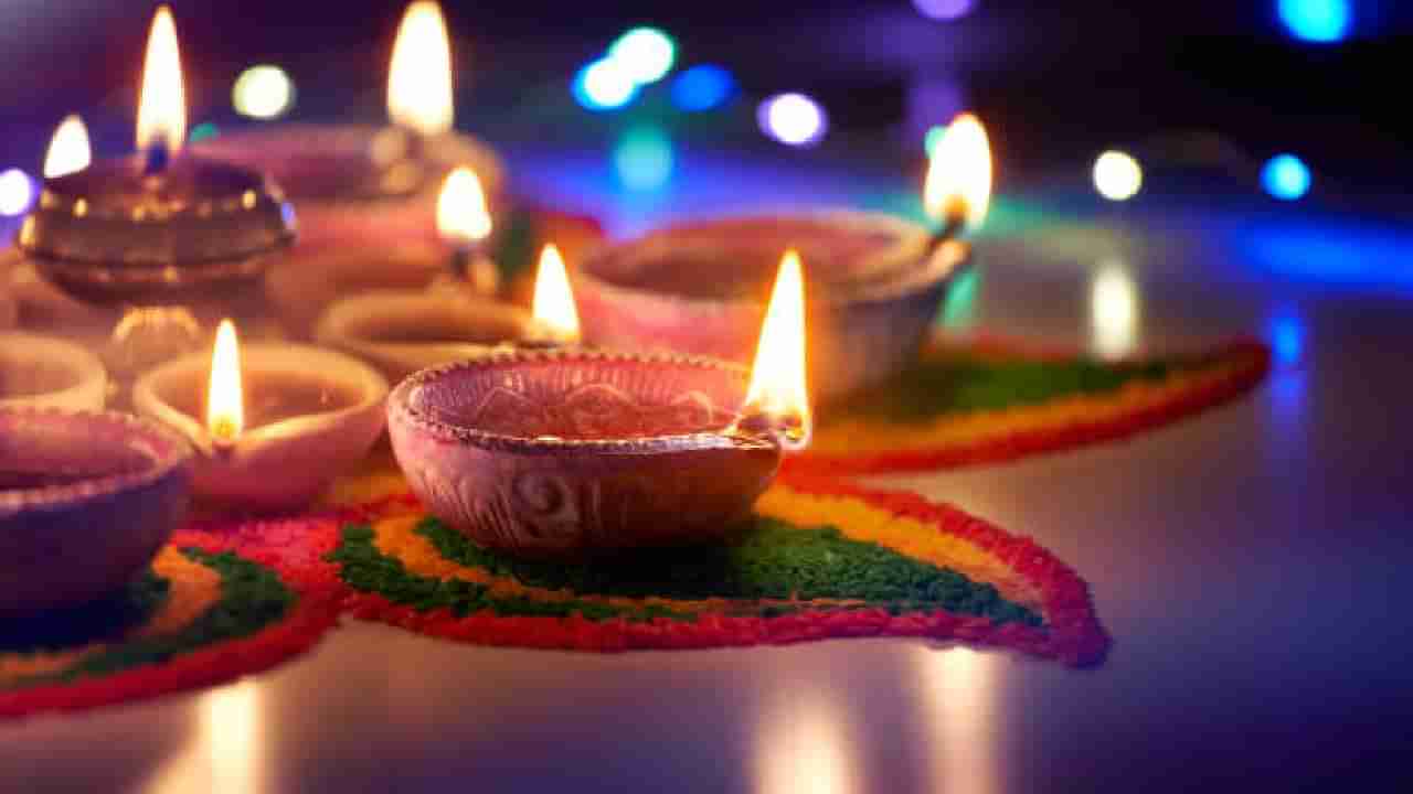 Vijayadashami 2025: ವಿಜಯದಶಮಿಯಂದು ಮನೆಯ ಈ 5 ಭಾಗಗಳಲ್ಲಿ ದೀಪ ಬೆಳಗಿಸಿ; ಅದೃಷ್ಟವೇ ಬದಲಾಗಲಿದೆ