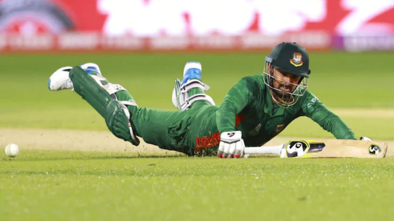 ಆದಾಗ್ಯೂ, ಈ ಪಂದ್ಯಕ್ಕೂ ಮುನ್ನ ಬಾಂಗ್ಲಾದೇಶ ತಂಡವು ದೊಡ್ಡ ಹಿನ್ನಡೆಯನ್ನು ಅನುಭವಿಸಿದೆ. ತಂಡದ ನಾಯಕ ಲಿಟ್ಟನ್ ದಾಸ್ ಗಾಯಗೊಂಡಿದ್ದಾರೆ ಎಂದು ವರದಿಯಾಗಿದೆ. ಐಸಿಸಿ ಅಕಾಡೆಮಿ ಮೈದಾನದಲ್ಲಿ ಅಭ್ಯಾಸದ ಸಮಯದಲ್ಲಿ ಅವರು ಬೆನ್ನುನೋವಿಗೆ ಒಳಗಾಗಿದ್ದಾರೆ. ಬ್ಯಾಟಿಂಗ್ ಅಭ್ಯಾಸದ ಸಮಯದಲ್ಲಿ ದಾಸ್ ಬೆನ್ನಿನ ಸ್ನಾಯು ಸೆಳೆತಕ್ಕೆ ಒಳಗಾಗಿದ್ದು, ಅಭ್ಯಾಸವನ್ನು ಅರ್ಧಕ್ಕೆ ನಿಲ್ಲಿಸಿದ್ದಾರೆ.