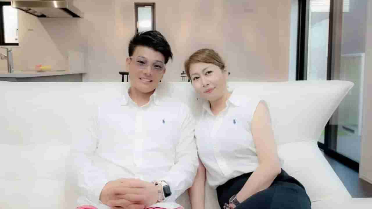 ತನ್ನ ಕ್ಲಾಸ್ಮೇಟ್ನ ತಾಯಿಯನ್ನೇ ಮದುವೆಯಾದ ಯುವಕ