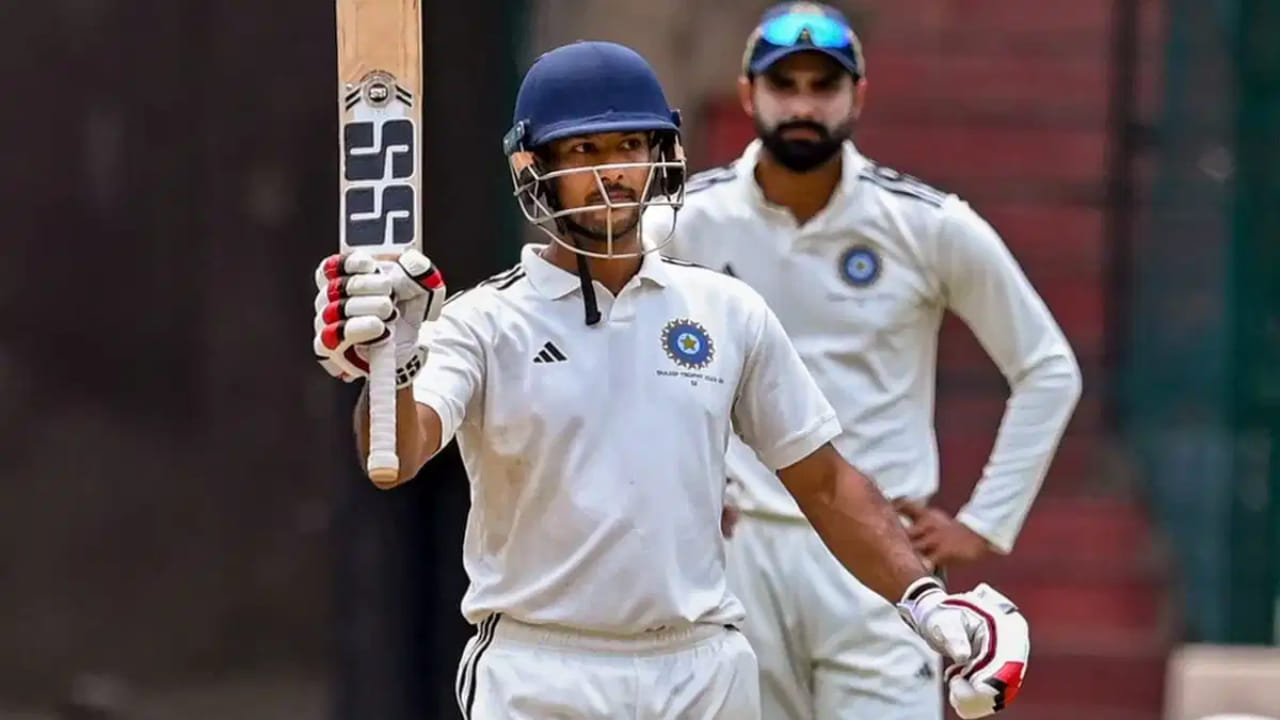 ಕರ್ನಾಟಕ ತಂಡದ ಎಲ್ಲಾ ಸ್ವರೂಪಗಳ ನಾಯಕನಾಗಿರುವ ಮಯಾಂಕ್ ಅಗರ್ವಾಲ್ ಪ್ರಥಮ ದರ್ಜೆ ಕ್ರಿಕೆಟ್‌ನಲ್ಲಿ ಅದ್ಭುತ ದಾಖಲೆಯನ್ನು ಹೊಂದಿದ್ದಾರೆ. ಆಡಿರುವ 190 ಇನ್ನಿಂಗ್ಸ್‌ಗಳಲ್ಲಿ 43.98 ಸರಾಸರಿಯಲ್ಲಿ 8050 ರನ್ ಗಳಿಸಿದ್ದಾರೆ, ಇದರಲ್ಲಿ 18 ಶತಕಗಳು ಮತ್ತು 44 ಅರ್ಧಶತಕಗಳು ಸೇರಿವೆ. 