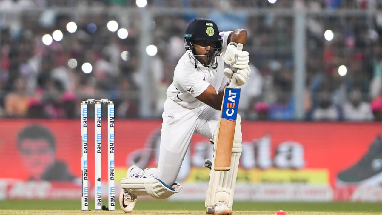 ಇದಲ್ಲದೆ ಟೀಂ ಇಂಡಿಯಾ ಪರ 21 ಟೆಸ್ಟ್ ಪಂದ್ಯಗಳನ್ನು ಆಡಿರುವ ಮಯಾಂಕ್ 41.33 ಸರಾಸರಿಯಲ್ಲಿ 1488 ರನ್ ಗಳಿಸಿದ್ದಾರೆ ಮತ್ತು ನಾಲ್ಕು ಶತಕಗಳನ್ನು ಸಹ ಬಾರಿಸಿದ್ದಾರೆ. ಅವರು ಮಾರ್ಚ್ 2023 ರಲ್ಲಿ ಬೆಂಗಳೂರಿನಲ್ಲಿ ಶ್ರೀಲಂಕಾ ವಿರುದ್ಧ ಟೀಂ ಇಂಡಿಯಾ ಪರ ಕೊನೆಯ ಟೆಸ್ಟ್ ಆಡಿದ್ದರು.