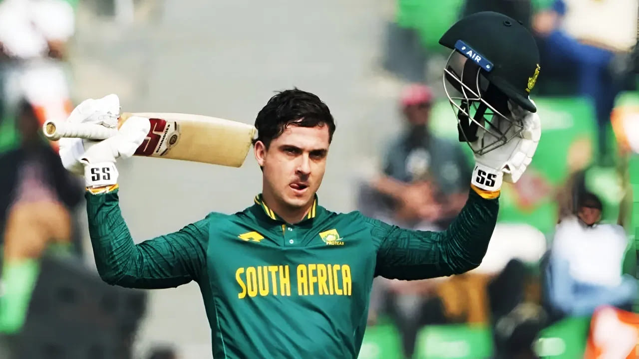 ಸೌತ್ ಆಫ್ರಿಕಾದ ಯುವ ದಾಂಡಿಗ ಮ್ಯಾಥ್ಯೂ ಬ್ರೀಟ್ಝ್ಕೆ (Matthew breetzke) ಏಕದಿನ ಕ್ರಿಕೆಟ್ನಲ್ಲಿ ಹೊಸ ಸಂಚಲನ ಸೃಷ್ಟಿಸಿದ್ದಾರೆ. ಅದು ಕೂಡ ಮೊದಲ ಐದು ಪಂದ್ಯಗಳ ಮೂಲಕ. ಅಂದರೆ ಏಕದಿನ ಕ್ರಿಕೆಟ್ ಇತಿಹಾಸದಲ್ಲೇ ಮೊದಲ ಐದು ಮ್ಯಾಚ್ಗಳ ಮೂಲಕ ಅತ್ಯಧಿಕ ರನ್ ಕಲೆಹಾಕಿದ ವಿಶ್ವ ದಾಖಲೆಯನ್ನು ಮ್ಯಾಥ್ಯೂ ಬ್ರೀಟ್ಝ್ಕೆ ತಮ್ಮದಾಗಿಸಿಕೊಂಡಿದ್ದಾರೆ.