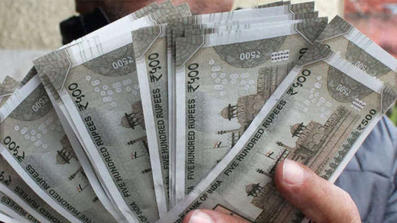 October 2025 New Rules: ಅಕ್ಟೋಬರ್ನಲ್ಲಿ ಹೊಸ ನಿಯಮಗಳು; ಯುಪಿಐ, ಎಲ್ಪಿಜಿ, ಬಡ್ಡಿಯಲ್ಲಿ ಬದಲಾವಣೆ? October 2025 New Rules: ಅಕ್ಟೋಬರ್ನಲ್ಲಿ ಹೊಸ ನಿಯಮಗಳು; ಯುಪಿಐ, ಎಲ್ಪಿಜಿ, ಬಡ್ಡಿಯಲ್ಲಿ ಬದಲಾವಣೆ?