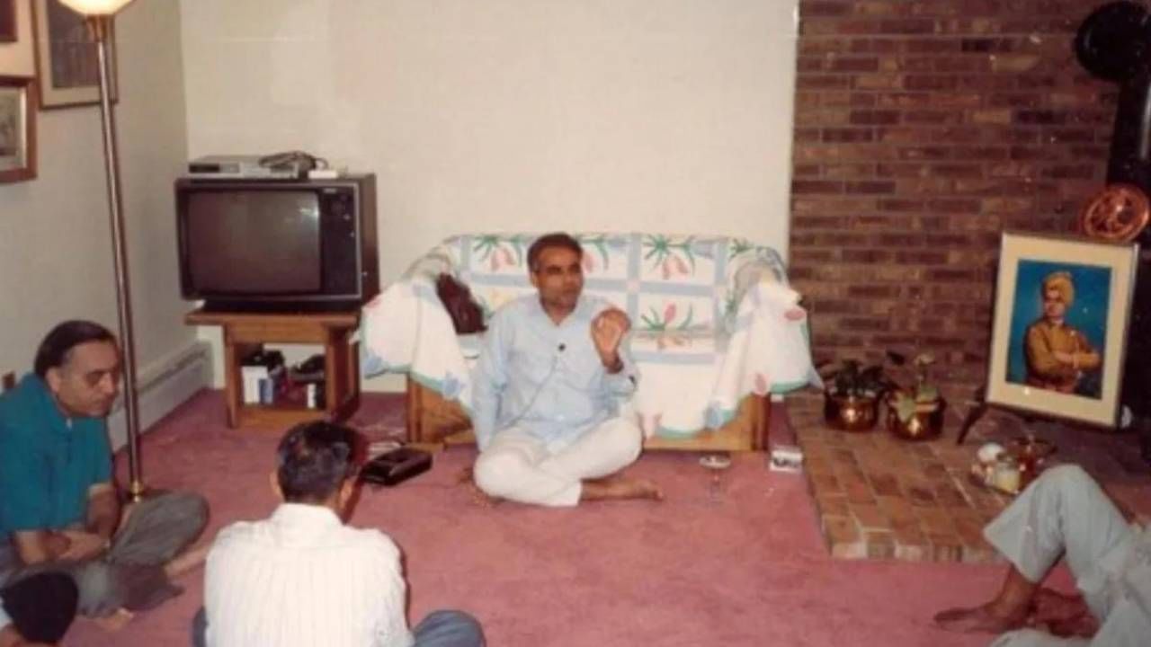 ಭಾರತದಲ್ಲಿ ಮಾತ್ರವಲ್ಲದೆ ವಿಶ್ವದ ಹಲವು ದೇಶಗಳಲ್ಲಿಯೂ ಪ್ರಧಾನ ಮಂತ್ರಿಯವರ ಜನಪ್ರಿಯತೆ ಹೆಚ್ಚಾಗಿದೆ. ಈ ವರ್ಷದ ಜುಲೈ ತಿಂಗಳಲ್ಲಿ ಬಿಡುಗಡೆಯಾದ ಅನುಮೋದನೆ ರೇಟಿಂಗ್‌ಗಳ ಪಟ್ಟಿಯಲ್ಲಿ ಡೆಮಾಕ್ರಟಿಕ್ ನಾಯಕ ಅಗ್ರಸ್ಥಾನದಲ್ಲಿದ್ದಾರೆ. ಕಳೆದ 11 ವರ್ಷಗಳಲ್ಲಿ, ಪ್ರಧಾನಿ ಮೋದಿ ಅನೇಕ ರಾಷ್ಟ್ರೀಯ ಮತ್ತು ಅಂತಾರಾರಾಷ್ಟ್ರೀಯ ವೇದಿಕೆಗಳಲ್ಲಿ ದೇಶವನ್ನು ಧೈರ್ಯದಿಂದ ಮುನ್ನಡೆಸಿದ್ದಾರೆ.
