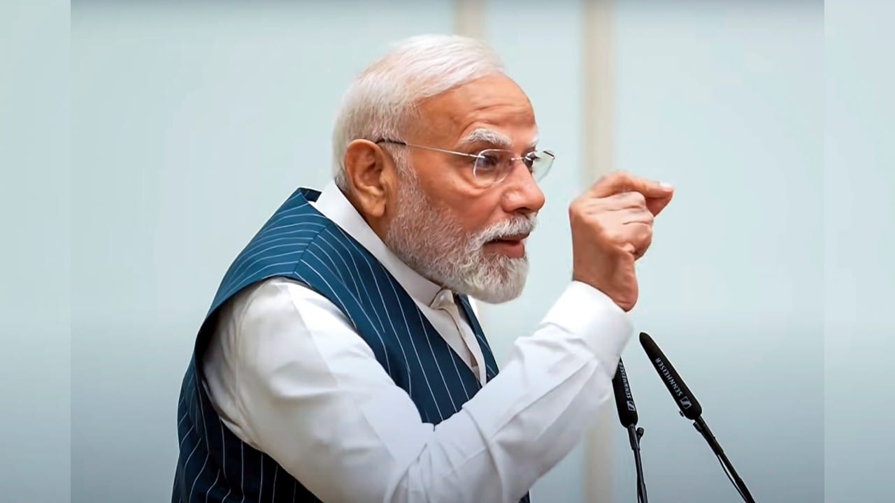 ಮಕ್ಕಳ ಮಿಠಾಯಿ ಮೇಲೂ ಕಾಂಗ್ರೆಸ್ ಶೇ. 21ರಷ್ಟು ತೆರಿಗೆ ಹಾಕಿತ್ತು; ವಿಪಕ್ಷಗಳ ವಿರುದ್ಧ ಪ್ರಧಾನಿ ಮೋದಿ ವಾಗ್ದಾಳಿ