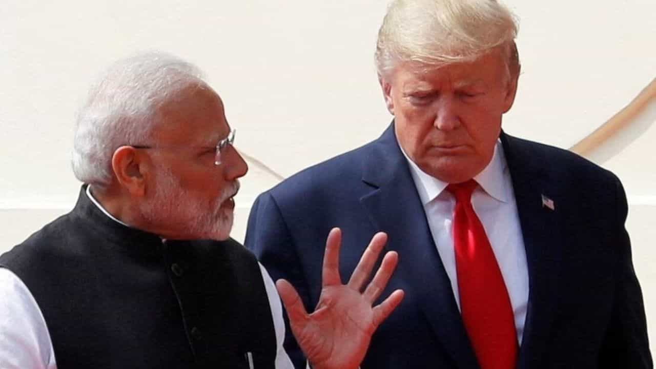 ಡ್ಯಾಮೇಜ್ ಕಂಟ್ರೋಲ್ಗೆ ಮುಂದಾದ ಟ್ರಂಪ್: ಮತ್ತೆ ಮೋದಿಯ ಹೊಗಳಿದ ಅಮೆರಿಕ ಅಧ್ಯಕ್ಷ! ಡ್ಯಾಮೇಜ್ ಕಂಟ್ರೋಲ್ಗೆ ಮುಂದಾದ ಟ್ರಂಪ್: ಮತ್ತೆ ಮೋದಿಯ ಹೊಗಳಿದ ಅಮೆರಿಕ ಅಧ್ಯಕ್ಷ!