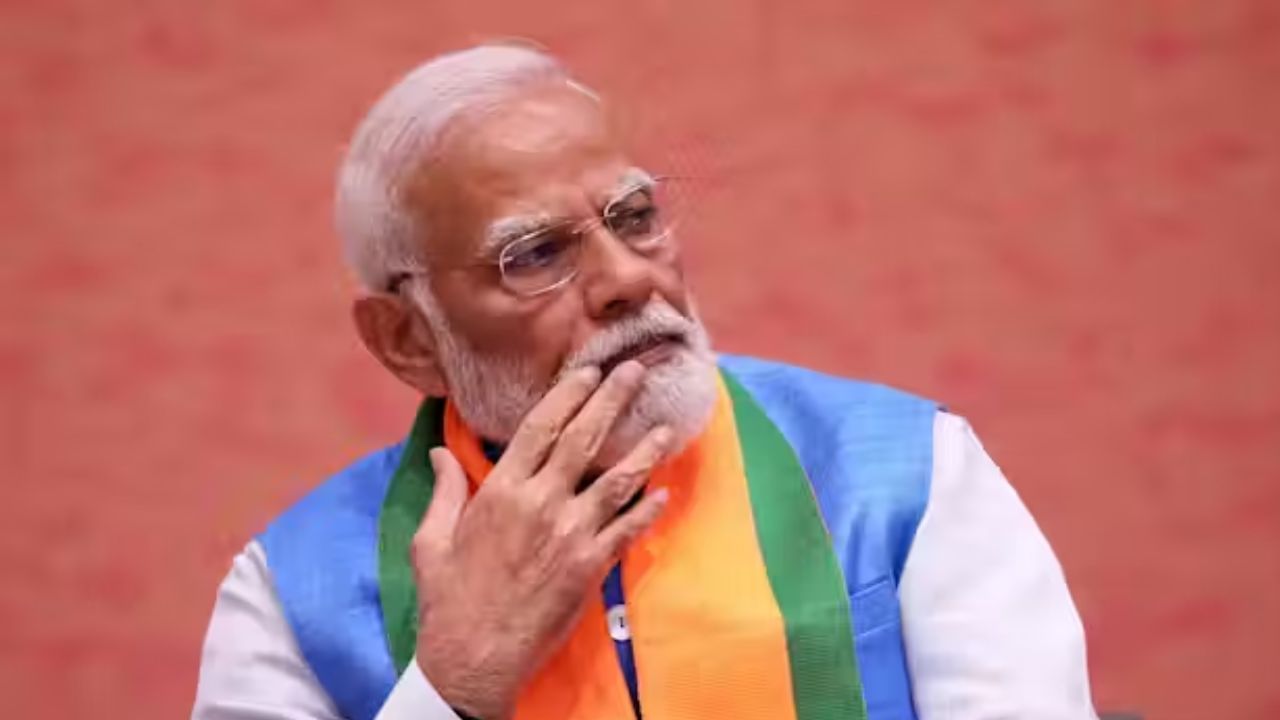 ಶುಭಾಶಯಗಳು ನಮ್ಮ ಸಂಸ್ಕೃತಿಯ ಪರಂಪರೆಯ ಅನಾವರಣಕೆ ಹಾಗೂ ದೇಶದ ಸಮಗ್ರ ಪ್ರಗತಿಗೆ ಕಾರಣರಾದ ನಿಮಗೆ ಆ ಭಗವಂತ ಇನ್ನು ಹೆಚ್ಚು ಆಯುಷ್ಯ ಹಾಗೂ ಆರೋಗ್ಯ ನೀಡಿಲಿ, ಹುಟ್ಟುಹಬ್ಬದ ಶುಭಾಶಯಗಳು ಸರ್