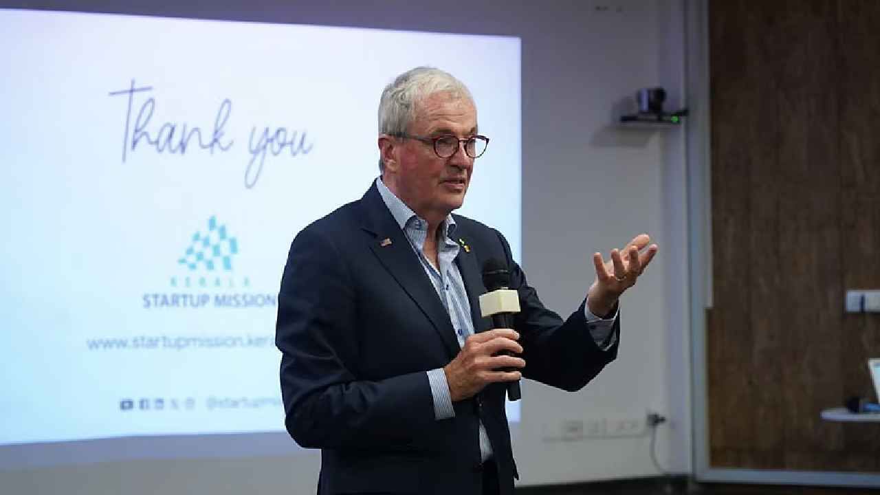 ಬದಲಾದ ಕಾಲಚಕ್ರ: ಬಂಡವಾಳದ ಬೆನ್ನತ್ತಿ ಬೆಂಗಳೂರಿಗೆ ಬಂದ ಅಮೆರಿಕದ ನ್ಯೂಜೆರ್ಸಿ ಬದಲಾದ ಕಾಲಚಕ್ರ: ಬಂಡವಾಳದ ಬೆನ್ನತ್ತಿ ಬೆಂಗಳೂರಿಗೆ ಬಂದ ಅಮೆರಿಕದ ನ್ಯೂಜೆರ್ಸಿ