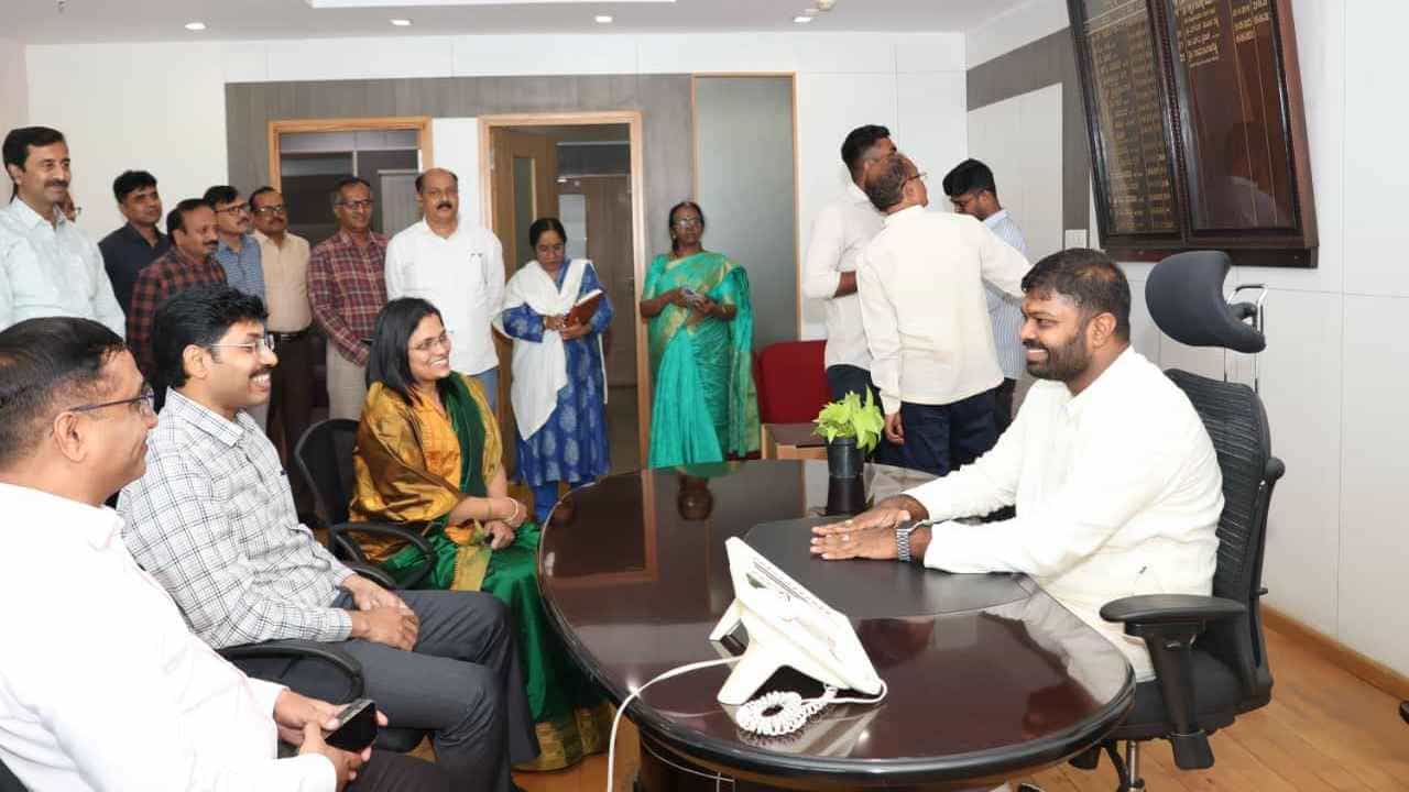 ನಿಗಮ ಮಂಡಳಿ ನೇಮಕದಲ್ಲಿ ಮತ್ತೆ ಗೊಂದಲ: ಅಧ್ಯಕ್ಷ-ಉಪಾಧ್ಯಕ್ಷರ ಅದಲು-ಬದಲು