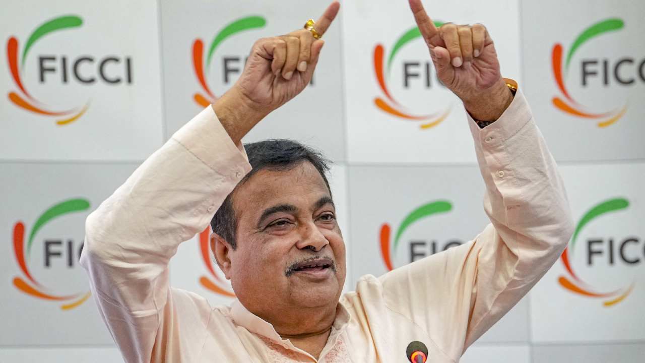 ಇಥನಾಲ್ ಬಂದ ನಂತರ ಸಕ್ಕರೆ ಕಾರ್ಖಾನೆಗಳಿಗೆ ಬಂತು ಜೀವ: ನಿತಿನ್ ಗಡ್ಕರಿ ಇಥನಾಲ್ ಬಂದ ನಂತರ ಸಕ್ಕರೆ ಕಾರ್ಖಾನೆಗಳಿಗೆ ಬಂತು ಜೀವ: ನಿತಿನ್ ಗಡ್ಕರಿ