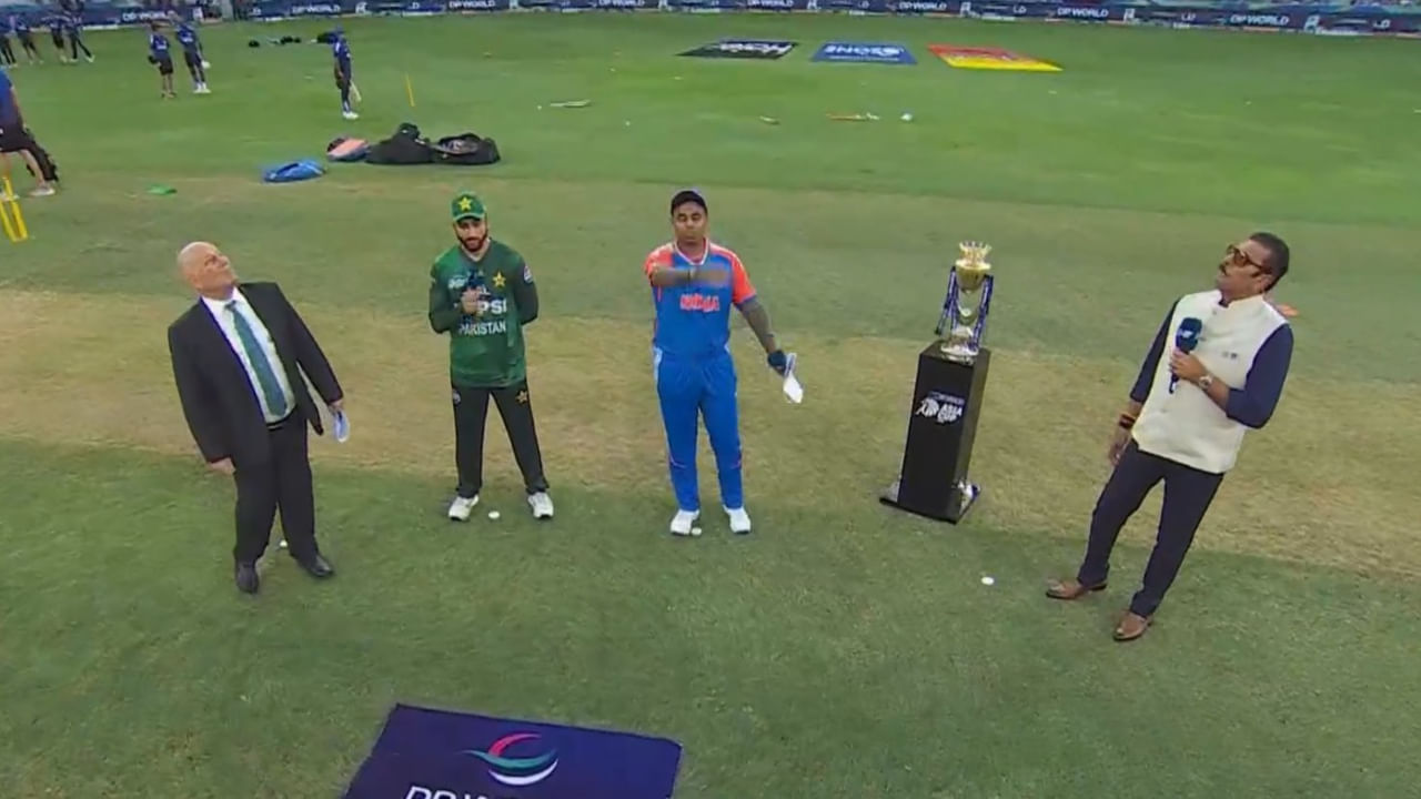 ವರದಿಗಳ ಪ್ರಕಾರ, ಪಿಸಿಬಿ ಪೈಕ್ರಾಫ್ಟ್ ಅವರನ್ನು ತಮ್ಮ ತಂಡದ ಪಂದ್ಯಗಳಿಂದ ತೆಗೆದುಹಾಕುವಂತೆ ಐಸಿಸಿಗೆ ದೂರು ನೀಡಿದ್ದು, ಇದನ್ನು ಮಾಡದಿದ್ದರೆ ಪಂದ್ಯವನ್ನು ಬಹಿಷ್ಕರಿಸುವುದಾಗಿ ಬೆದರಿಕೆ ಹಾಕಿತ್ತು. ಆದರೆ ಪಾಕ್ ಮಂಡಳಿಯ ಆರೋಪವನ್ನು ತಳ್ಳಿಹಾಕಿರುವ ಐಸಿಸಿ, ರೆಫರಿಯನ್ನು ತೆಗೆದುಹಾಕಲು ನಿರಾಕರಿಸಿತ್ತು. ಇದೀಗ ಅಂತರರಾಷ್ಟ್ರೀಯ ಮಟ್ಟದಲ್ಲಿ ಅವಮಾನಕ್ಕೀಡಾಗಿರುವ ಪಿಸಿಬಿ ಪಂದ್ಯವನ್ನು ಬಹಿಷ್ಕರಿಸುವ ತನ್ನ ನಿರ್ಧಾರಕ್ಕೆ ಅಂಟಿಕೊಳ್ಳುತ್ತದೆಯೇ ಎಂಬ ಪ್ರಶ್ನೆಯನ್ನು ಹುಟ್ಟುಹಾಕಿದೆ? 