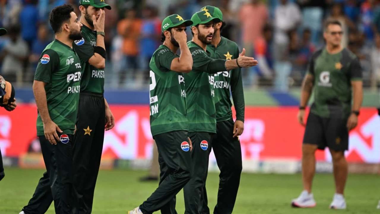 Asia Cup 2025: ಪಾಕಿಸ್ತಾನ ಯುಎಇ ವಿರುದ್ಧ ಆಡದಿದ್ದರೆ ಏನಾಗುತ್ತದೆ?: ಯಾವ ತಂಡ ಸೂಪರ್ -4 ತಲುಪುತ್ತದೆ? Asia Cup 2025: ಪಾಕಿಸ್ತಾನ ಯುಎಇ ವಿರುದ್ಧ ಆಡದಿದ್ದರೆ ಏನಾಗುತ್ತದೆ?: ಯಾವ ತಂಡ ಸೂಪರ್ -4 ತಲುಪುತ್ತದೆ?