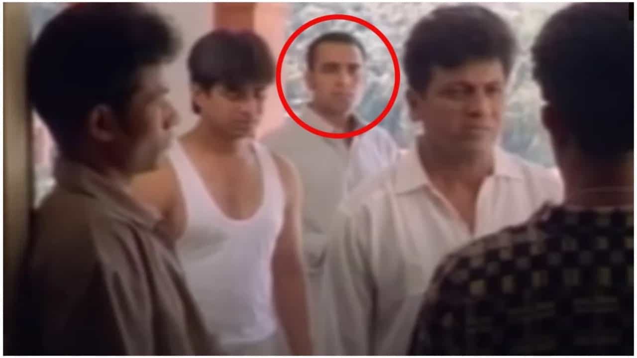 ‘ಚಿಗುರಿದ ಕನಸು’ ಚಿತ್ರದಲ್ಲಿ ಸಣ್ಣ ಪಾತ್ರ ಮಾಡಿದ್ದ ಈ ಕಲಾವಿದ ಈಗ ಬಾಲಿವುಡ್ನ ಸ್ಟಾರ್ ಹೀರೋ ‘ಚಿಗುರಿದ ಕನಸು’ ಚಿತ್ರದಲ್ಲಿ ಸಣ್ಣ ಪಾತ್ರ ಮಾಡಿದ್ದ ಈ ಕಲಾವಿದ ಈಗ ಬಾಲಿವುಡ್ನ ಸ್ಟಾರ್ ಹೀರೋ