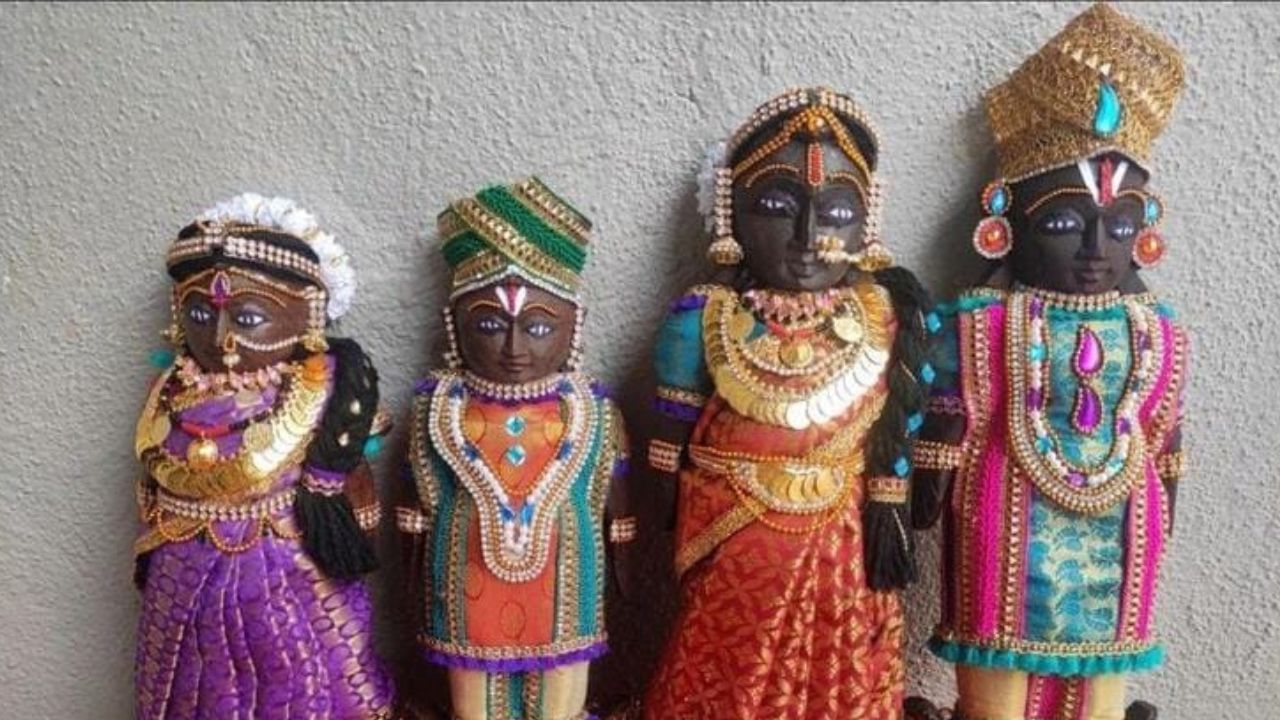 Navaratri 2025: ನವಜೋಡಿಗೆ ಉಡುಗೊರೆಯಾಗಿ ನೀಡಲಾಗುತ್ತೆ ಈ ಪಟ್ಟದ ಗೊಂಬೆ, ಇಲ್ಲಿದೆ ವಿಶೇಷತೆ