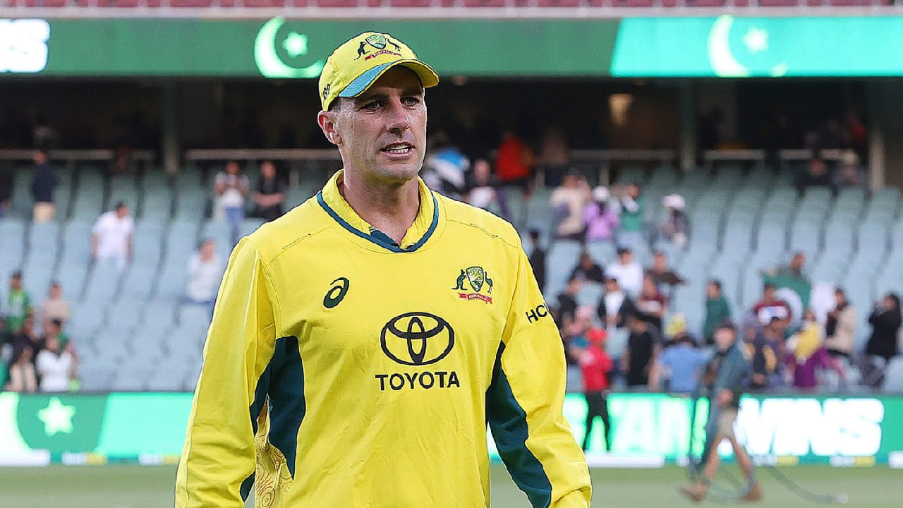 ಈ ಸರಣಿಯು ಆಸ್ಟ್ರೇಲಿಯಾ ಪಾಲಿಗೆ ಮಹತ್ವದ್ದಾಗಿದ್ದು, ಹೀಗಾಗಿ ಪ್ಯಾಟ್ ಕಮಿನ್ಸ್ ಅವರ ಗಾಯದ ಬಗ್ಗೆ ನಿಗಾವಹಿಸಲು ಕ್ರಿಕೆಟ್ ಆಸ್ಟ್ರೇಲಿಯಾ ವೈದ್ಯರುಗಳಿಗೆ ಸೂಚಿಸಿದ್ದಾರೆ ಎಂದು ತಿಳಿದು ಬಂದಿದೆ. ಅದರಂತೆ ಕಮಿನ್ಸ್ ಮುಂದಿನ ಒಂದೆರಡು ತಿಂಗಳುಗಳು ಕಾಲ ಮೈದಾನದಿಂದ ಹೊರಗುಳಿಯುವುದು ಖಚಿತ ಎಂದೇ ಹೇಳಬಹುದು.