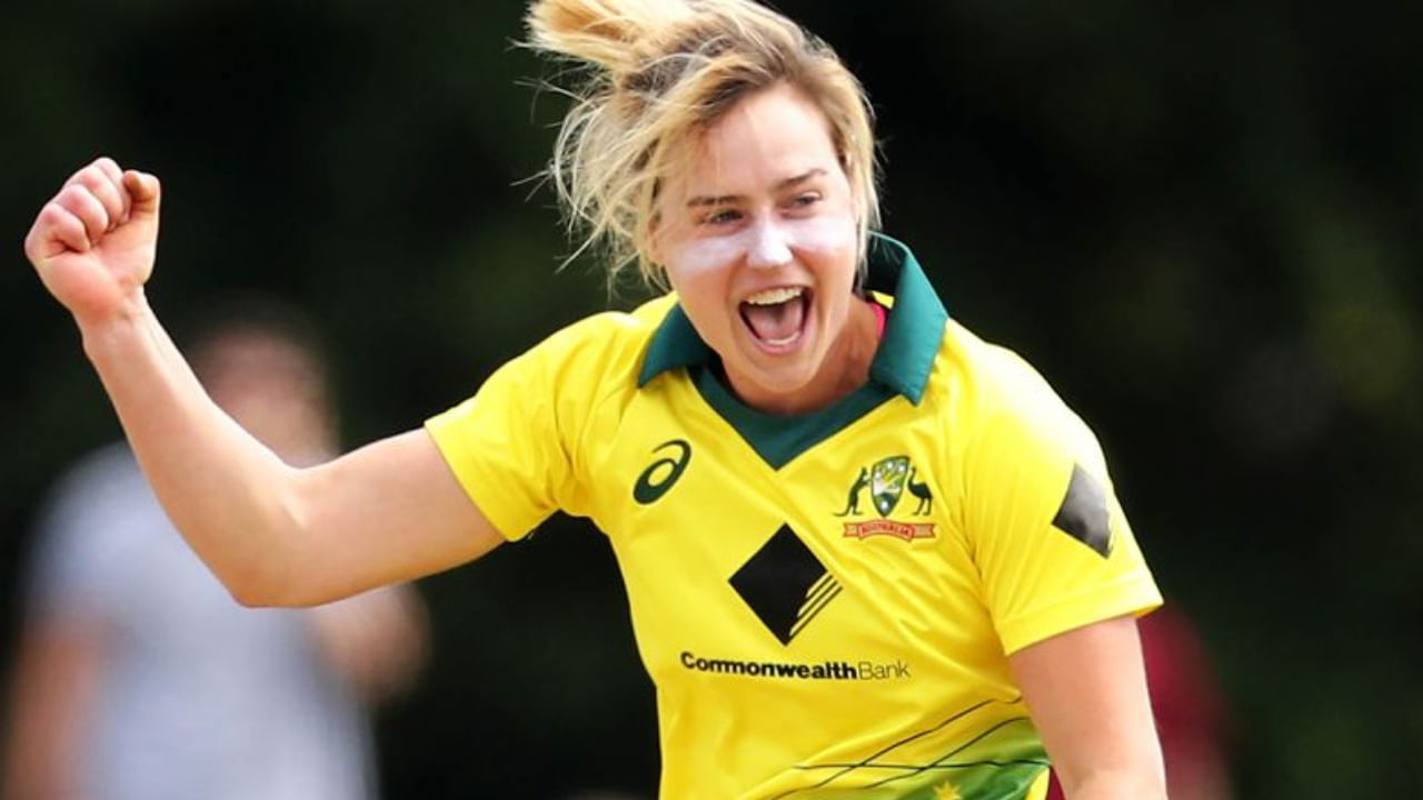 ಉಳಿದಂತ ದಕ್ಷಿಣ ಆಫ್ರಿಕಾದ ಲಾರಾ ವೋಲ್ವಾರ್ಡ್ ಮತ್ತು ಎಲಿಸ್ ಪೆರ್ರಿ ತಲಾ ಒಂದು ಸ್ಥಾನ ಕುಸಿದಿದ್ದಾರೆ. ಲಾರಾ ವೋಲ್ವಾರ್ಡ್ ನಾಲ್ಕನೇ ಸ್ಥಾನದಲ್ಲಿದ್ದರೆ, ಪೆರ್ರಿ ಐದನೇ ಸ್ಥಾನಕ್ಕೆ ಕುಸಿದಿದ್ದಾರೆ. ಇಂಗ್ಲೆಂಡ್‌ನ ನ್ಯಾಟ್ ಸಿವರ್-ಬ್ರಂಟ್ ಎರಡನೇ ಸ್ಥಾನದಲ್ಲಿದ್ದಾರೆ.