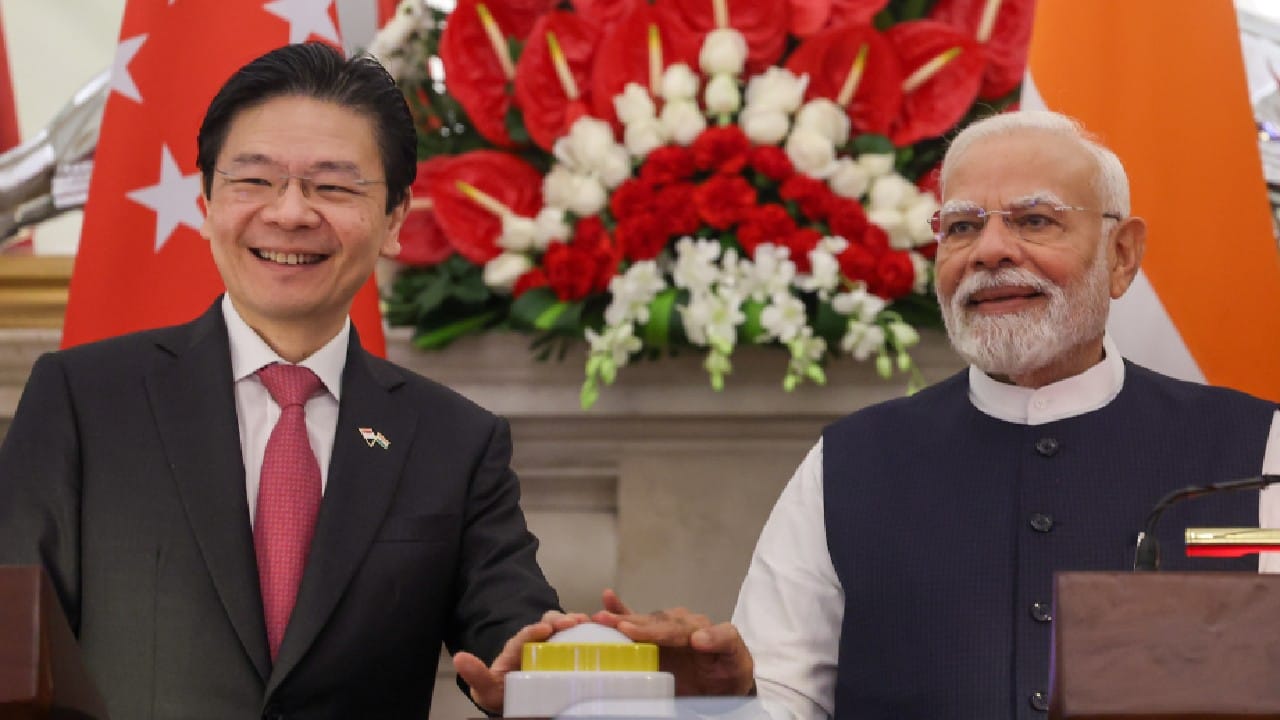 ಭಾರತದ ಭಯೋತ್ಪಾದನಾ ವಿರೋಧಿ ಹೋರಾಟವನ್ನು ಬೆಂಬಲಿಸಿದ್ದಕ್ಕೆ ಸಿಂಗಾಪುರ ಪ್ರಧಾನಿಗೆ ಮೋದಿ ಧನ್ಯವಾದ