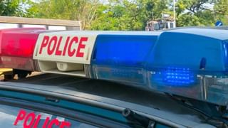 ಎಣ್ಣೆ ಹಚ್ಚಿಲ್ಲವೆಂದು ಬ್ಲೇಡ್​​ನಿಂದ ವಿದ್ಯಾರ್ಥಿನಿಯ ಕೂದಲು ಕತ್ತರಿಸಿದ ಶಿಕ್ಷಕ ವಜಾ