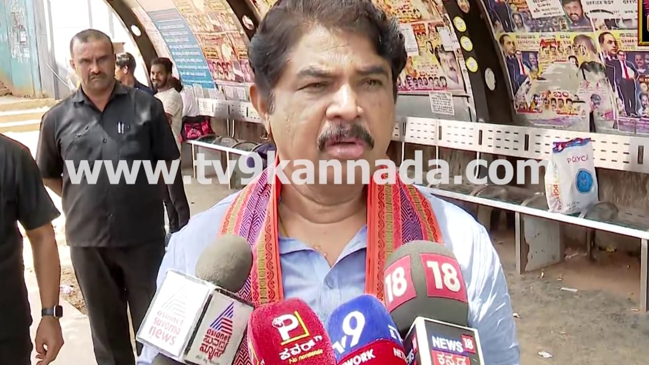 ನಾವೇನು ಪಾಕಿಸ್ತಾನದಲ್ಲಿದ್ದೇವಾ? ಮದ್ದೂರು ಗಲಭೆ ಬಗ್ಗೆ ಕಾಂಗ್ರೆಸ್ ಸರ್ಕಾರದ ವಿರುದ್ಧ ಅಶೋಕ್ ವಾಗ್ದಾಳಿ