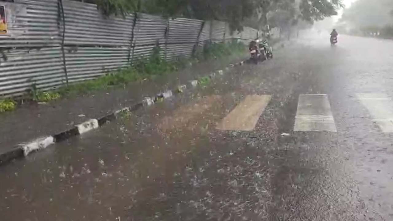 ವೀಕೆಂಡ್​ನಲ್ಲಿ ಗುಡುಗಿದ ವರುಣರಾಯ: ಬೆಂಗಳೂರಿನ ಹಲವೆಡೆ ಮಳೆ