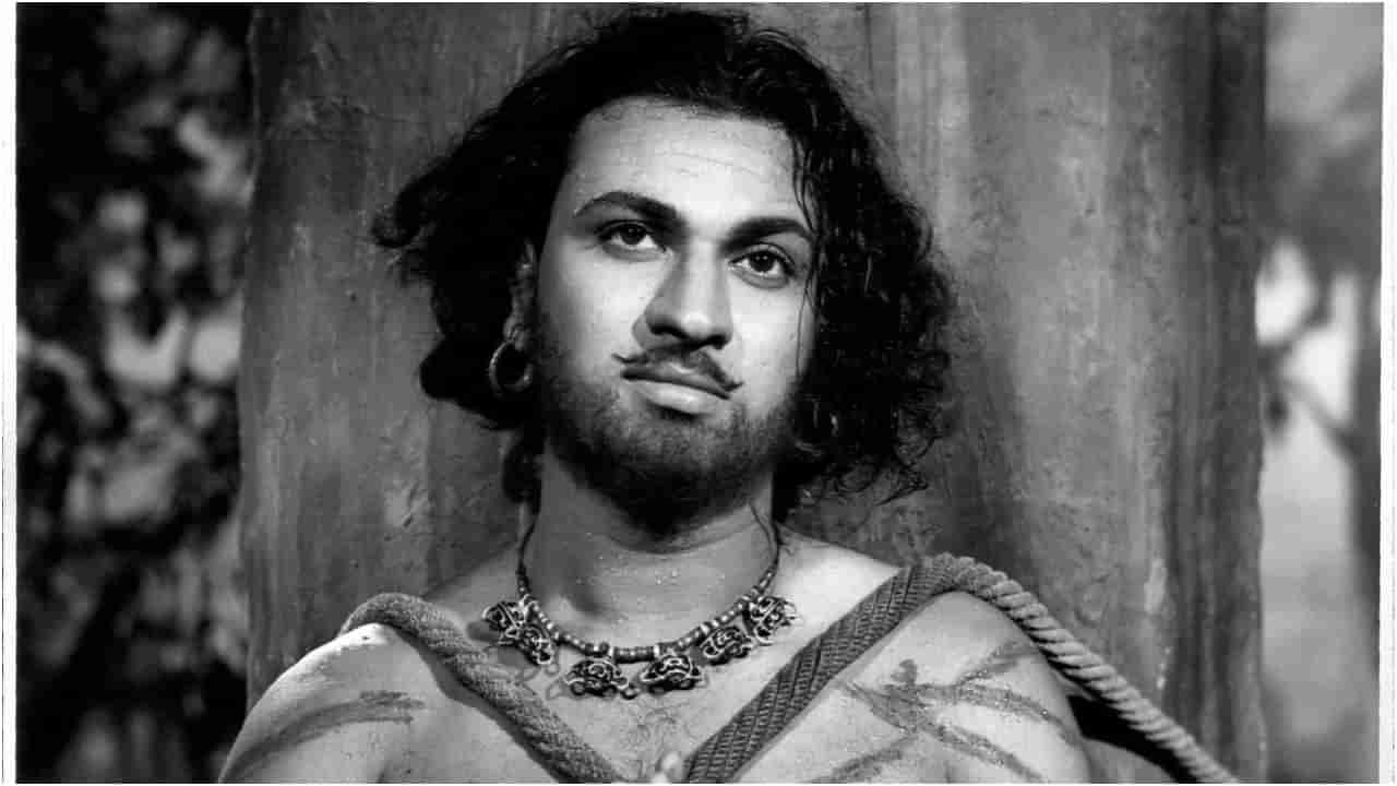 ಮುತ್ತುರಾಜ್ ಹೆಸರು ರಾಜ್​ಕುಮಾರ್ ಆಗಿ ಬದಲಾಗಿದ್ದು ಅಣ್ಣಾವ್ರಿಗೇ ಗೊತ್ತಿರಲಿಲ್ಲ