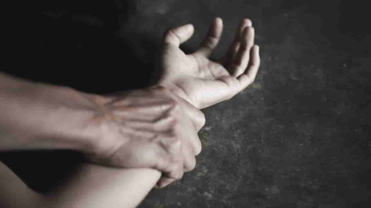 ಮಂಗಳೂರು: ಅಪ್ರಾಪ್ತೆ ಮೇಲೆ ಯುವಕರಿಬ್ಬರಿಂದ ಅತ್ಯಾಚಾರ, ವಿಡಿಯೋ ವೈರಲ್ ಮಾಡಿದವರೂ ಖಾಕಿ ಬಲೆಗೆ!