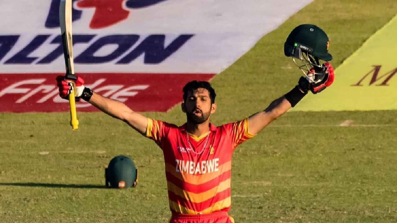 ಇದಕ್ಕೂ ಮುನ್ನ ಈ ಭರ್ಜರಿ ದಾಖಲೆ ಝಿಂಬಾಬ್ವೆ ತಂಡದ ಸಿಕಂದರ್ ರಾಝ ಹೆಸರಿನಲ್ಲಿತ್ತು. 2024 ರಲ್ಲಿ ಗಾಂಬಿಯಾ ವಿರುದ್ಧ ಸಿಕಂದರ್ ರಾಝ ಶತಕ ಬಾರಿಸಿದಾಗ ಅವರ ವಯಸ್ಸು 38 ವರ್ಷ. ಈ ಮೂಲಕ ಐಸಿಸಿ ಪೂರ್ಣ ಸದಸ್ಯ ರಾಷ್ಟ್ರದ ಪರ ಟಿ20 ಕ್ರಿಕೆಟ್ನಲ್ಲಿ ಶತಕ ಸಿಡಿಸಿದ ಹಿರಿಯ ಬ್ಯಾಟರ್ ಎನಿಸಿಕೊಂಡಿದ್ದರು.