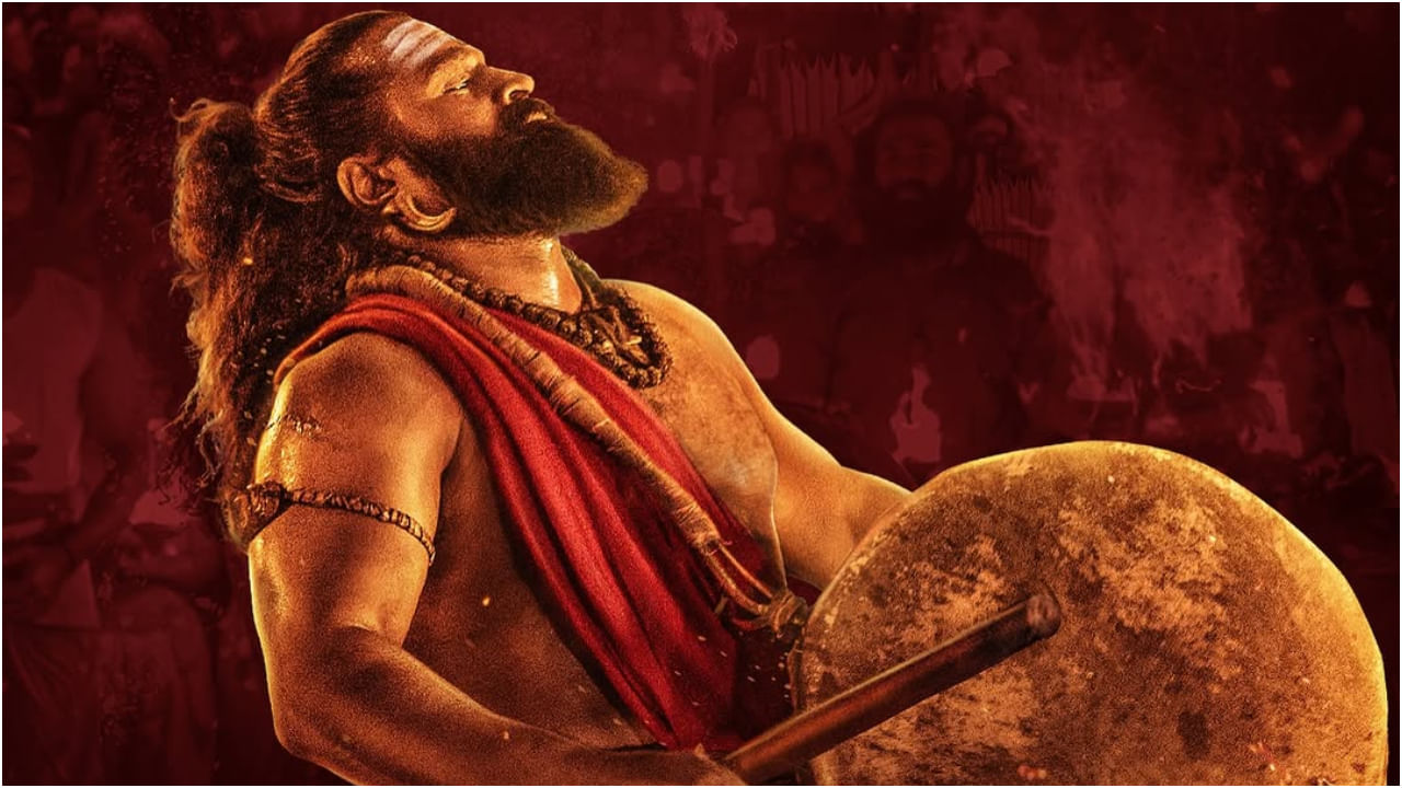 ಇತ್ತೀಚೆಗೆ ರಿಲೀಸ್ ಆದ ಟ್ರೇಲರ್ ಮೂಲಕ ‘ಕಾಂತಾರ: ಚಾಪ್ಟರ್ 1’ ಸಿನಿಮಾ ಸಿಕ್ಕಾಪಟ್ಟೆ ಹೈಪ್ ಸೃಷ್ಟಿಸಿದೆ. ರಿಷಬ್ ಶೆಟ್ಟಿ ಅವರು ಪ್ರಮುಖ ಪಾತ್ರ ಮಾಡುವುದರ ಜೊತೆಗೆ ನಿರ್ದೇಶನ ಕೂಡ ಮಾಡಿದ್ದಾರೆ.