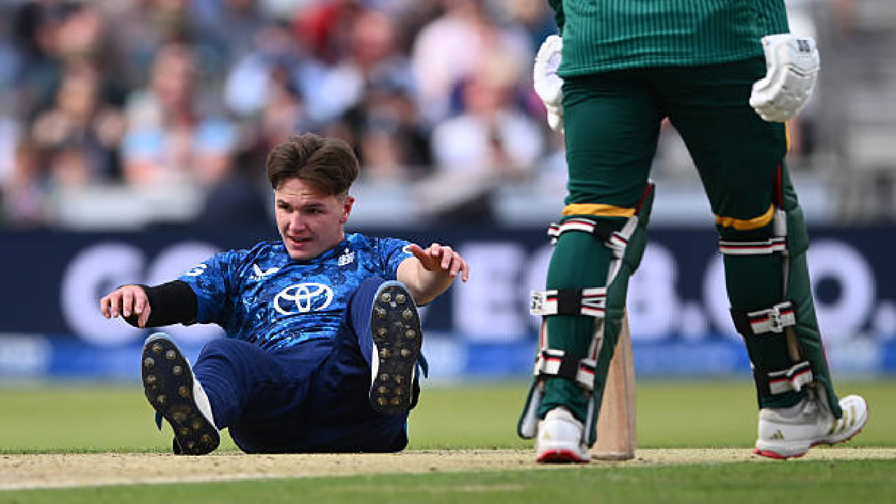 ಲೀಡ್ಸ್​ನ ಹೆಡಿಂಗ್ಲೆ ಸ್ಟೇಡಿಯಂನಲ್ಲಿ ನಡೆದ ಈ ಪಂದ್ಯದಲ್ಲಿ ಮೊದಲು ಬ್ಯಾಟ್ ಮಾಡಿದ ಇಂಗ್ಲೆಂಡ್ ತಂಡವು ಕೇವಲ 131 ರನ್​ಗಳಿಗೆ ಆಲೌಟ್ ಆಗಿತ್ತು. ಈ ಗುರಿಯನ್ನು ಬೆನ್ನತ್ತಿದ ಸೌತ್ ಆಫ್ರಿಕಾ ಪರ ಐಡೆನ್ ಮಾರ್ಕ್ರಾಮ್ ಹಾಗೂ ರಯಾನ್ ರಿಕೆಲ್ಟನ್ ಭರ್ಜರಿ ಬ್ಯಾಟಿಂಗ್ ಪ್ರದರ್ಶಿಸಿದ್ದರು.