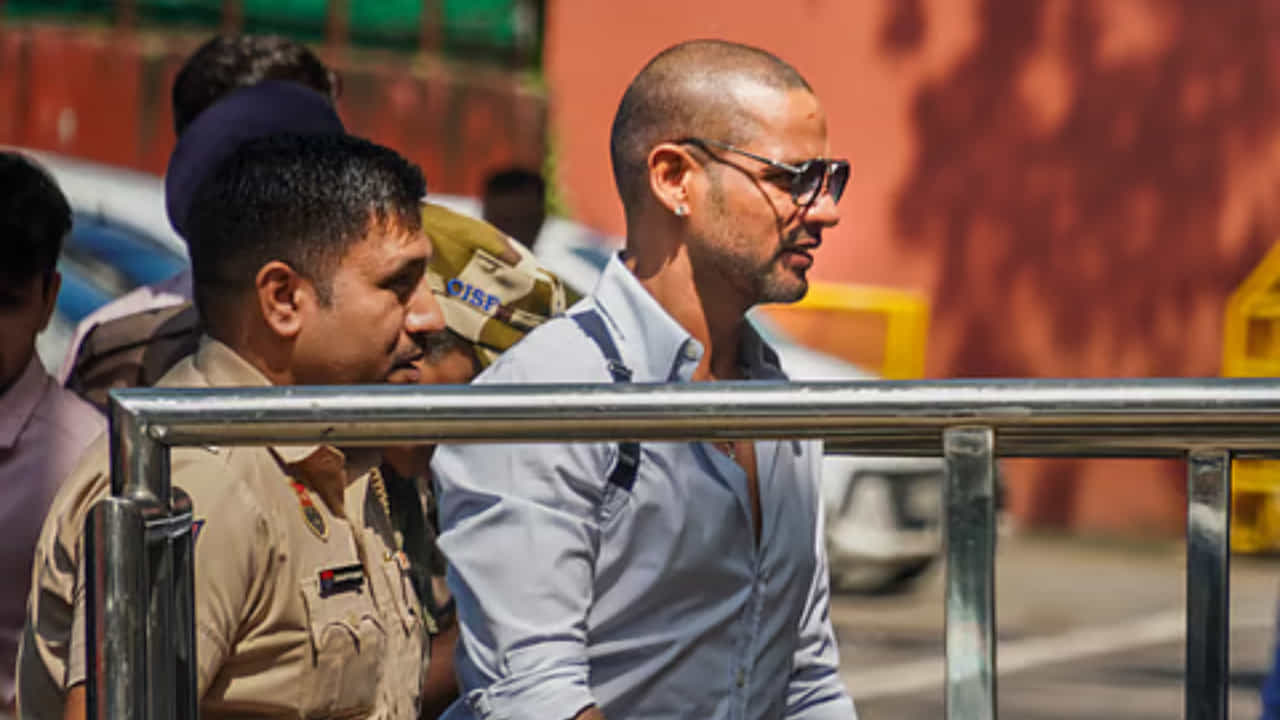 ವಿಚಾರಣೆಗೆ ಬರುವಂತೆ ಶಿಖರ್ ಧವನ್​ಗೆ ಸಮನ್ಸ್ ನೀಡಿದ ಇಡಿ; ಕಾರಣವೇನು?
