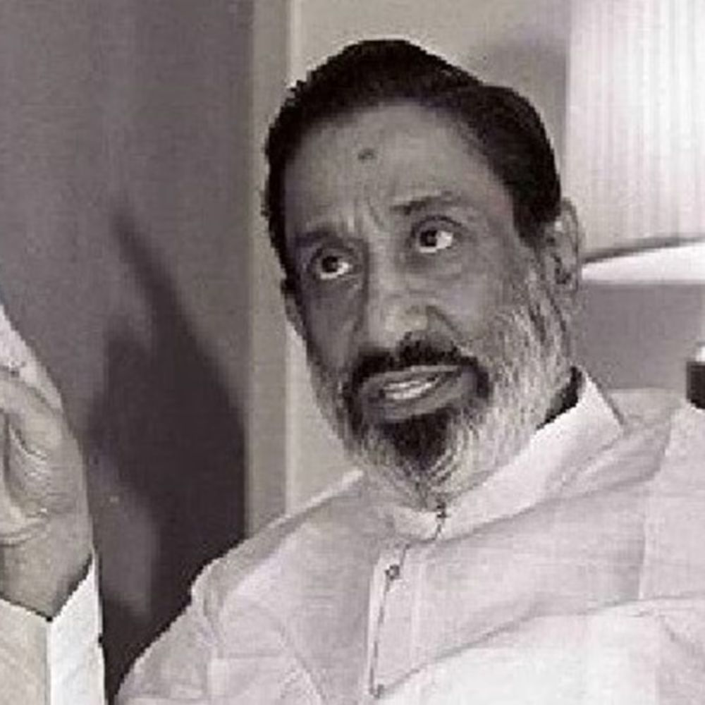 ತಮಿಳು ಚಿತ್ರರಂಗದ ಖ್ಯಾತ ನಟ, ರಾಜಕಾರಣಿಯೂ ಆಗಿದ್ದ ಶಿವಾಜಿ ಗಣೇಶನ್ ಅವರಿಗೆ 1996 ರಲ್ಲಿ ದಾದಾ ಸಾಹೇಬ್ ಫಾಲ್ಕೆ ಪ್ರಶಸ್ತಿ ನೀಡಿ ಗೌರವಿಸಲಾಯ್ತು.