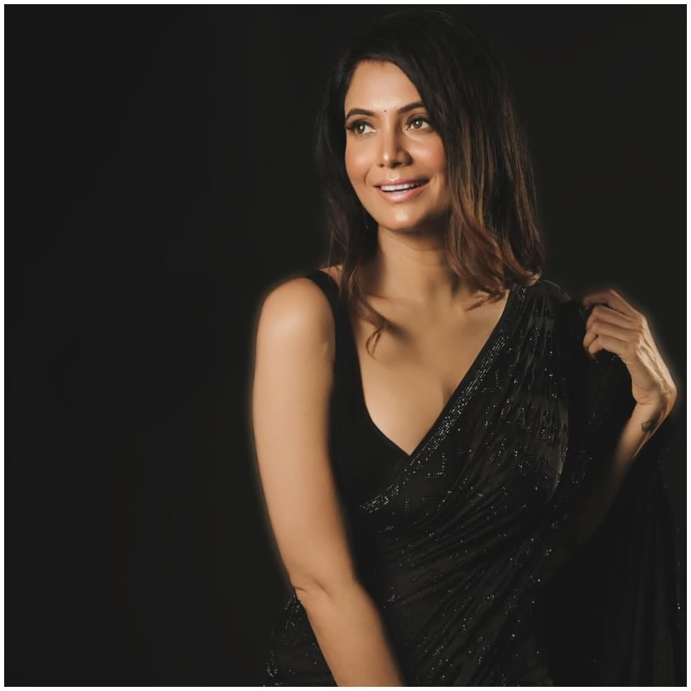 ಶ್ವೇತಾ ಪ್ರಸಾದ್ ಅವರು ಈ ಬಾರಿ ಬಿಗ್ ಬಾಸ್ನಲ್ಲಿ ಇರುತ್ತಾರೆ ಎಂದು ಹೇಳಲಾಗುತ್ತಿದೆ. ಧಾರಾವಾಹಿಗಳ ಮೂಲಕ ಶ್ವೇತಾ ಗಮನ ಸೆಳೆದವರು. ಆ ಬಳಿಕ ಅವರು ಆರ್ಜೆ ಪ್ರದೀಪ್ ಜೊತೆ ವಿವಾಹ ಮಾಡಿಕೊಂಡಿದ್ದಾರೆ.