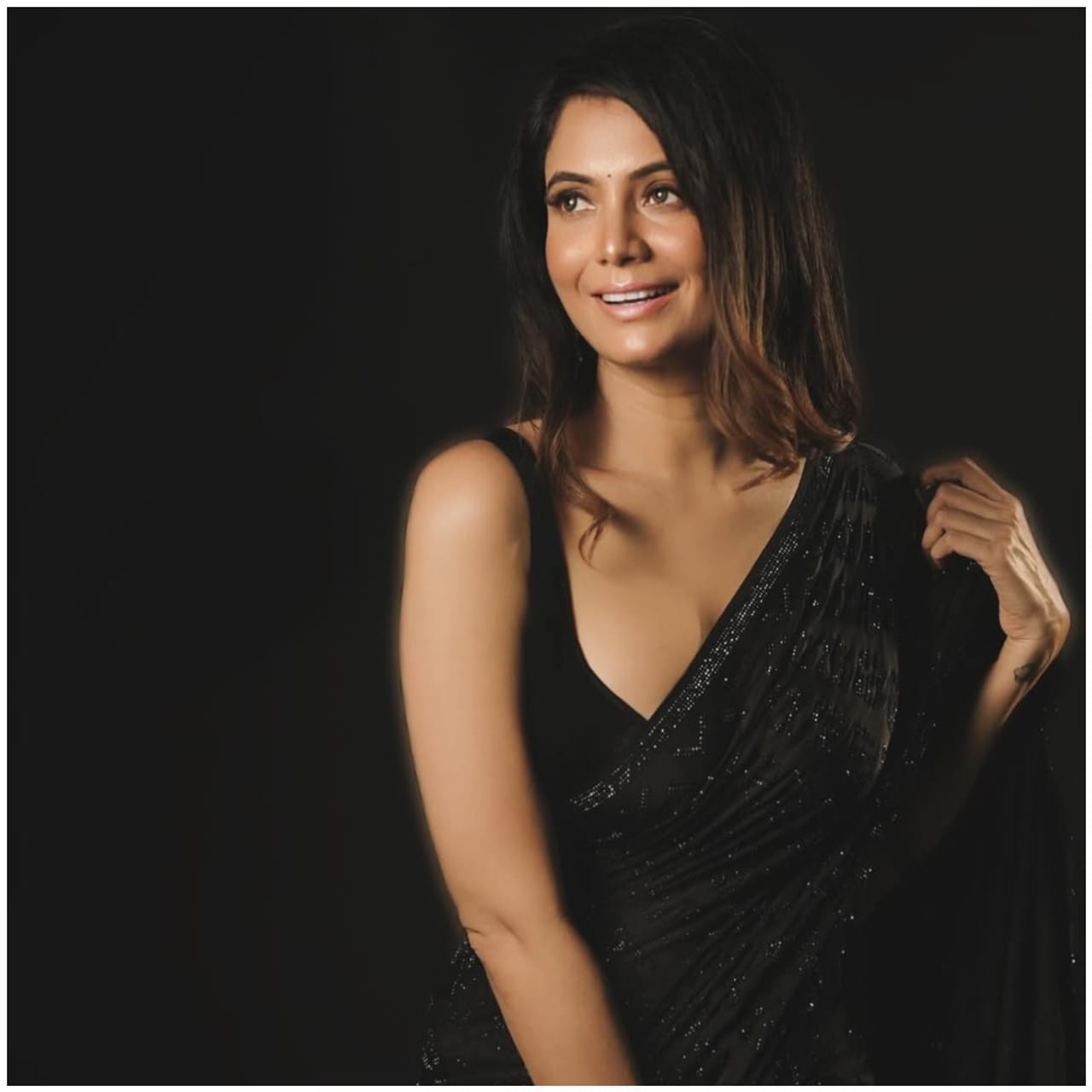 ಶ್ವೇತಾ ಪ್ರಸಾದ್ ಅವರು ಈ ಬಾರಿ ಬಿಗ್ ಬಾಸ್ನಲ್ಲಿ ಇರುತ್ತಾರೆ ಎಂದು ಹೇಳಲಾಗುತ್ತಿದೆ. ಧಾರಾವಾಹಿಗಳ ಮೂಲಕ ಶ್ವೇತಾ ಗಮನ ಸೆಳೆದವರು. ಆ ಬಳಿಕ ಅವರು ಆರ್ಜೆ ಪ್ರದೀಪ್ ಜೊತೆ ವಿವಾಹ ಮಾಡಿಕೊಂಡಿದ್ದಾರೆ.