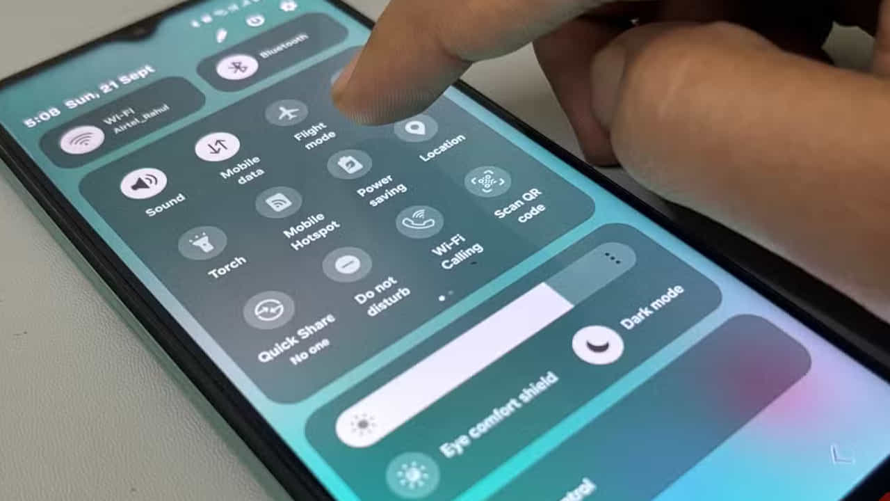 Tech Tips: ಸ್ಮಾರ್ಟ್​ಫೋನ್​ನಲ್ಲಿ ಲೊಕೇಷನ್ ಆನ್ ಇದ್ರೆ ಬ್ಯಾಟರಿ ಎಷ್ಟು ಖಾಲಿ ಆಗುತ್ತೆ ಗೊತ್ತೇ?