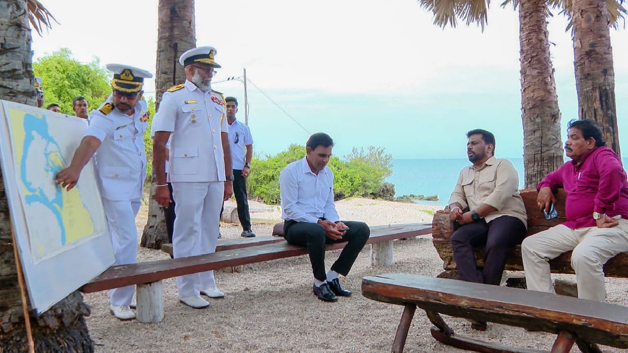 ವಿಜಯ್ ಅವರ ಈ ಹೇಳಿಕೆಗಳು ಕೊಲಂಬೊದಲ್ಲಿ ಬಲವಾದ ಪ್ರತಿಕ್ರಿಯೆಗಳನ್ನು ಉಂಟುಮಾಡಿದವು. ಈ ಹಿನ್ನೆಲೆಯಲ್ಲಿ ಶ್ರೀಲಂಕಾದ ಅಧ್ಯಕ್ಷರೊಬ್ಬರು ಮೊದಲ ಬಾರಿಗೆ ಕಚ್ಚತೀವು ದ್ವೀಪಕ್ಕೆ ಭೇಟಿ ನೀಡಿದ್ದಾರೆ.