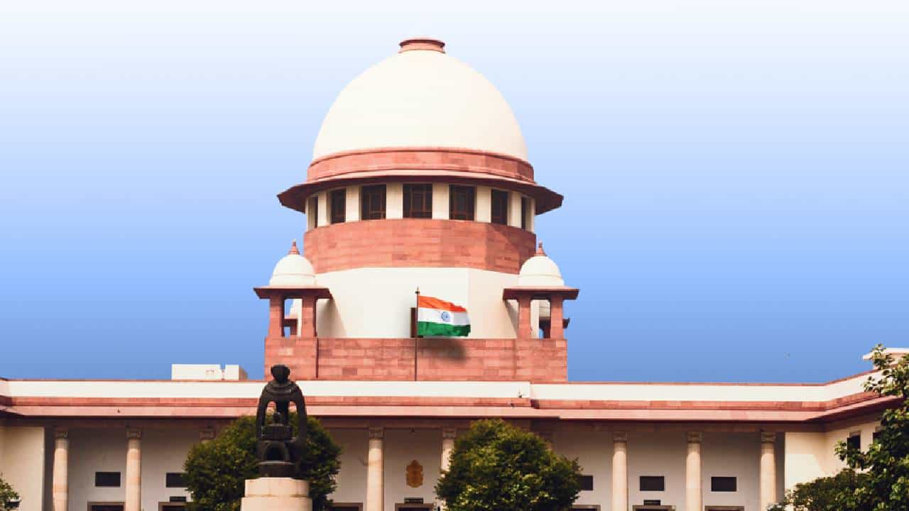 Supreme Court Recruitment 2025: ಸುಪ್ರೀಂ ಕೋರ್ಟ್‌ನಲ್ಲಿ ಉದ್ಯೋಗ ಪಡೆಯಲು ಸುವರ್ಣವಕಾಶ; ಕೂಡಲೇ ಅರ್ಜಿ ಸಲ್ಲಿಸಿ