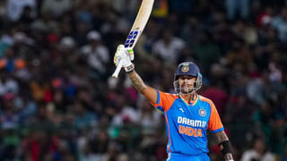 ಬೆಂಗಳೂರು ರಸ್ತೆ ಗುಂಡಿ: ಸಿಎಂ ಸಿದ್ದರಾಮಯ್ಯ ಸಿಟಿ ರೌಂಡ್ಸ್, ಅಧಿಕಾರಿಗಳ ವಿರುದ್ಧ ಸಿದ್ದು ಸಿಡಿಮಿಡಿ