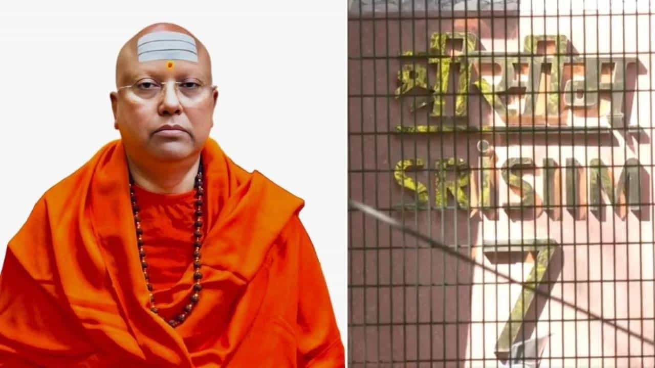 ರಹಸ್ಯ ಕ್ಯಾಮರಾಗಳು, ಅಶ್ಲೀಲ ವಾಟ್ಸಾಪ್ ಚಾಟ್, 300 ಪುಟಗಳ ಪುರಾವೆ, ಸ್ವಾಮಿ ಚೈತನ್ಯಾನಂದ ಮಾಡಿದ್ದೇನೇನು?