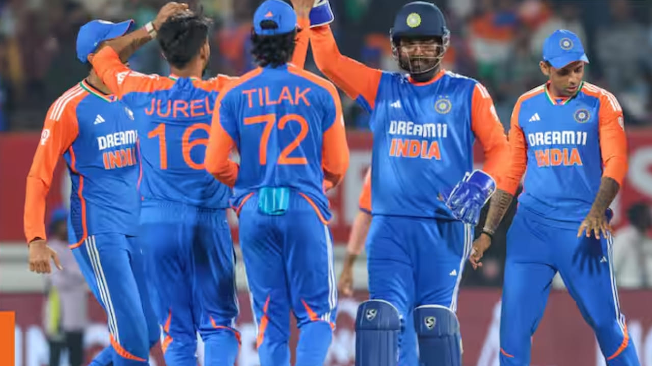 Asia Cup 2025: ಏಷ್ಯಾಕಪ್ ತಂಡದಲ್ಲಿರುವ ಟೀಂ ಇಂಡಿಯಾ ಆಟಗಾರನಿಗೆ ಡೆಂಗ್ಯೂ Asia Cup 2025: ಏಷ್ಯಾಕಪ್ ತಂಡದಲ್ಲಿರುವ ಟೀಂ ಇಂಡಿಯಾ ಆಟಗಾರನಿಗೆ ಡೆಂಗ್ಯೂ