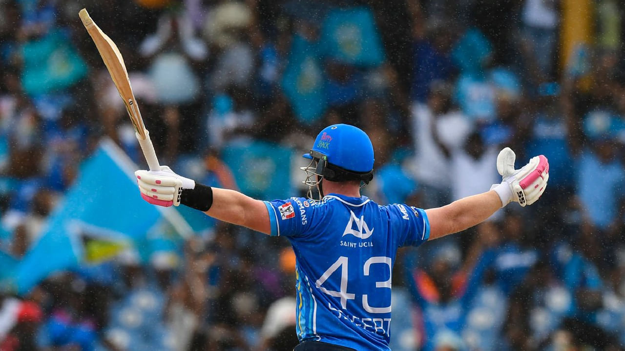 205 ರನ್ ಗಳ ಕಠಿಣ ಗುರಿ ಬೆನ್ನತ್ತಿದ ಸೇಂಟ್ ಲೂಸಿಯಾ ಕಿಂಗ್ಸ್ ತಂಡಕ್ಕೆ ಟಿಮ್ ಸೈಫರ್ಟ್ ಸ್ಫೋಟಕ ಆರಂಭ ಒದಗಿಸಿದ್ದರು. ಮೊದಲ ಓವರ್‌ನಿಂದಲೇ ಬಿರುಸಿನ ಬ್ಯಾಟಿಂಗ್ ಪ್ರದರ್ಶಿಸಿದ ಸೈಫರ್ಟ್ ಸಿಕ್ಸ್ - ಫೋರ್ ಗಳ ಸುರಿಮಳೆಗೈದರು. ಈ ಸಿಡಿಲಬ್ಬರೊಂದಿಗೆ ಕೇವಲ 40 ಎಸೆತಗಳಲ್ಲಿ ಶತಕ ಪೂರೈಸಿದ್ದಾರೆ.