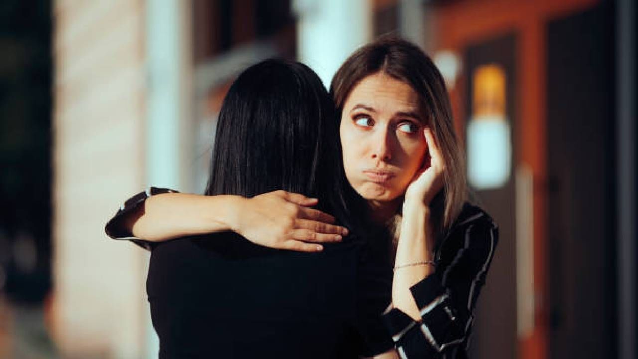 ನಿಮ್ಮ ಜೀವನದಲ್ಲಿ ಇಂತಹ ಜನರಿದ್ದರೆ ಅವರಿಂದ ಆದಷ್ಟು ದೂರವಿರಿ; ಯಾಕೆ ಗೊತ್ತಾ?