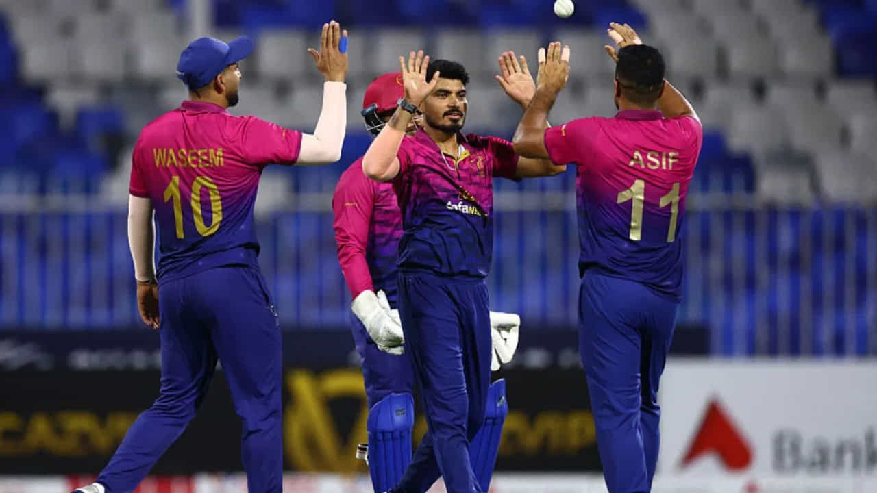 Asia Cup 2025: 40 ರನ್ಗಳಿಂದ ಗೆದ್ದ ಯುಎಇ; ಟೂರ್ನಿಯಿಂದ ಹೊರಬೀಳುವ ಆತಂಕದಲ್ಲಿ ಪಾಕ್ Asia Cup 2025: 40 ರನ್ಗಳಿಂದ ಗೆದ್ದ ಯುಎಇ; ಟೂರ್ನಿಯಿಂದ ಹೊರಬೀಳುವ ಆತಂಕದಲ್ಲಿ ಪಾಕ್