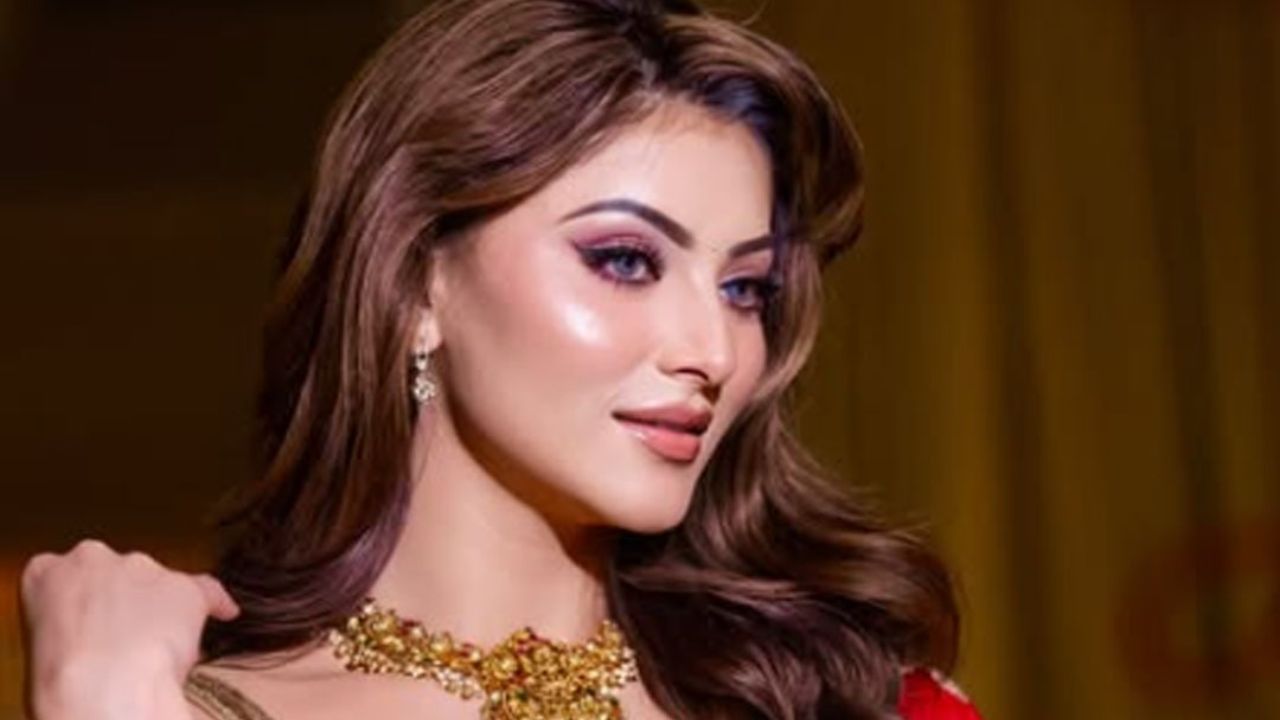 ಬೆಟ್ಟಿಂಗ್ ಅಪ್ಲಿಕೇಶನ್ ಪ್ರಕರಣ: ನಟಿ ಊರ್ವಶಿ ರೌಟೆಲಾಗೆ ಇಡಿ ಸಮನ್ಸ್ ಬೆಟ್ಟಿಂಗ್ ಅಪ್ಲಿಕೇಶನ್ ಪ್ರಕರಣ: ನಟಿ ಊರ್ವಶಿ ರೌಟೆಲಾಗೆ ಇಡಿ ಸಮನ್ಸ್