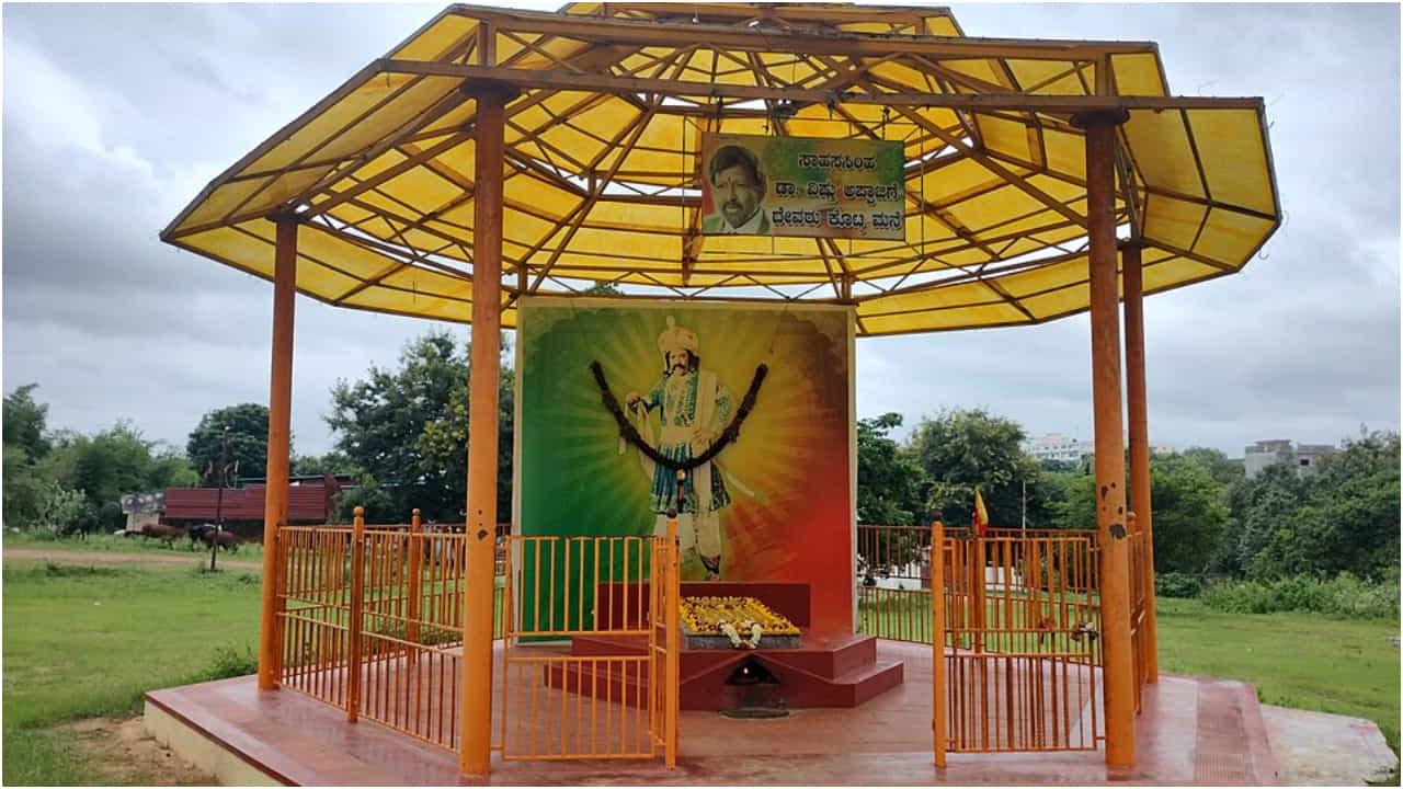 ಅಭಿಮಾನ್ ಸ್ಟುಡಿಯೋದಲ್ಲಿ ವಿಷ್ಣುವರ್ಧನ್ ಜನ್ಮದಿನಾಚರಣೆಗೆ ಅವಕಾಶ ಇಲ್ಲ: ಹೈಕೋರ್ಟ್