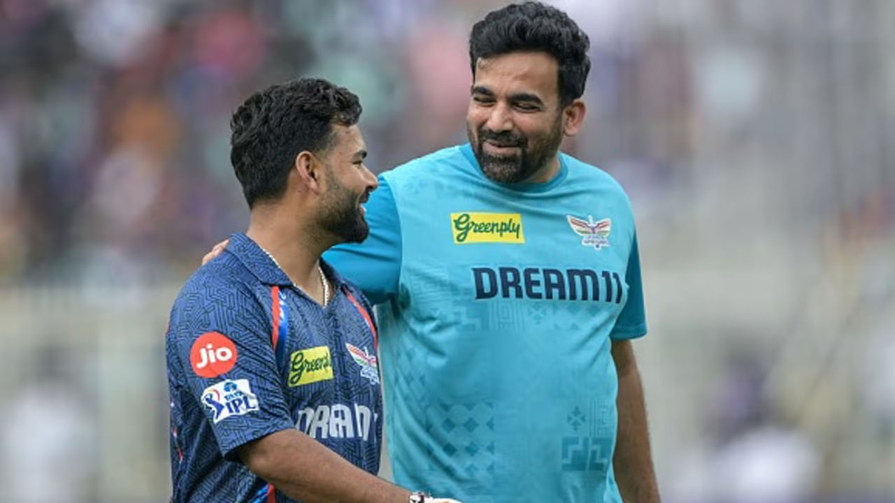 ಜಹೀರ್ ಆಗಸ್ಟ್ 2024 ರಲ್ಲಿ ಲಕ್ನೋ ಸೂಪರ್ ಜೈಂಟ್ಸ್ ತಂಡವನ್ನು ಸೇರಿಕೊಂಡಿದ್ದರು. ಐಪಿಎಲ್ 2023 ರ ನಂತರ ಗೌತಮ್ ಗಂಭೀರ್ ಸ್ಥಾನವನ್ನು ಜಹೀರ್ ಖಾನ್ ಅಲಂಕರಿಸಿದ್ದರು. ಲಕ್ನೋ ತಂಡವನ್ನು ತೊರೆದ ಬಳಿಕ 2025 ರ ಐಪಿಎಎಲ್​ನಲ್ಲಿ ಕೋಲ್ಕತ್ತಾ ನೈಟ್ ರೈಡರ್ಸ್ ತಂಡದ ಮಾರ್ಗದರ್ಶಕರಾಗಿ ಸೇವೆ ಸಲ್ಲಿಸಿದ್ದ ಗಂಭೀರ್ ಆ ನಂತರ ಭಾರತೀಯ ಕ್ರಿಕೆಟ್ ತಂಡದ ಮುಖ್ಯ ತರಬೇತುದಾರ ಹುದ್ದೆಗೇರಿದ್ದರು.