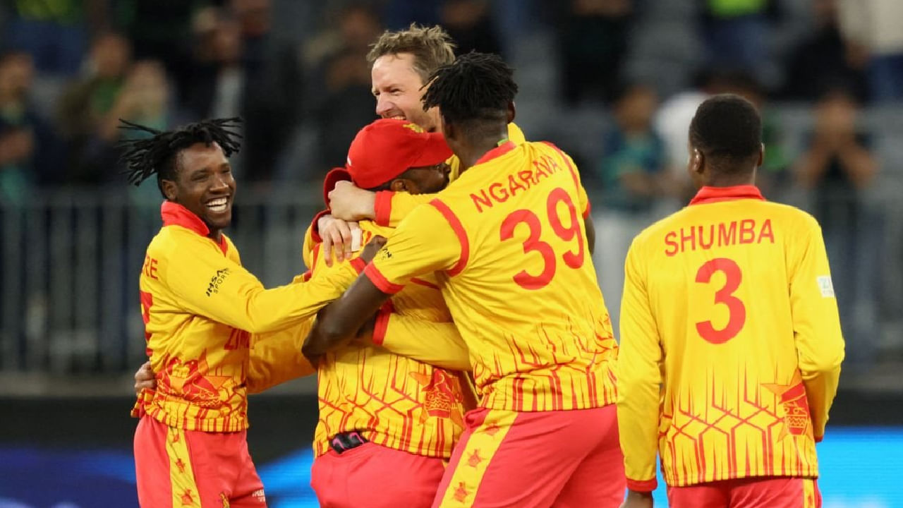 ಇದು ಝಿಂಬಾಬ್ವೆ ವಿರುದ್ಧ ಪೂರ್ಣ ಸದಸ್ಯ ರಾಷ್ಟ್ರವೊಂದು ಕಲೆಹಾಕಿದ ಅತ್ಯಂತ ಕಡಿಮೆ ಸ್ಕೋರ್ ಎಂಬುದು ವಿಶೇಷ. ಅಂದರೆ ಟೆಸ್ಟ್ ಆಡುತ್ತಿರುವ ದೇಶಗಳ ಪೈಕಿ ಯಾವುದೇ ತಂಡ ಝಿಂಬಾಬ್ವೆ ವಿರುದ್ಧ 90 ಕ್ಕಿಂತ ಕಡಿಮೆ ಸ್ಕೋರ್​ಗಳಿಸಿರಲಿಲ್ಲ. 