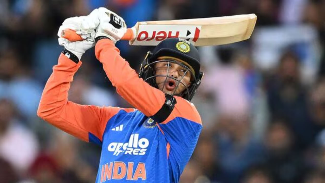 ಅಭಿಷೇಕ್ ಅವರ ಈ ಇನ್ನಿಂಗ್ಸ್ ತುಂಬಾ ವಿಶೇಷವಾಗಿತ್ತು. ಏಕೆಂದರೆ ಭಾರತ ಕೇವಲ 49 ರನ್‌ಗಳಿಗೆ 5 ವಿಕೆಟ್‌ಗಳನ್ನು ಕಳೆದುಕೊಂಡಿದ್ದಾಗ ತಂಡದ ಪರ ಏಕಾಂಗಿ ಹೋರಾಟ ನಡಿಸಿದ ಅಭಿಷೇಕ್ ಸ್ಫೋಟಕ ಬ್ಯಾಟಿಂಗ್ ಮಾಡಿ ಈ ಅರ್ಧಶತಕ ಗಳಿಸಿದರು. ಆಸ್ಟ್ರೇಲಿಯಾ ವಿರುದ್ಧ ಮತ್ತು ಆಸ್ಟ್ರೇಲಿಯಾದಲ್ಲಿ ಅಭಿಷೇಕ್ ಅವರ ಮೊದಲ ಅರ್ಧಶತಕ ಇದಾಗಿತ್ತು.