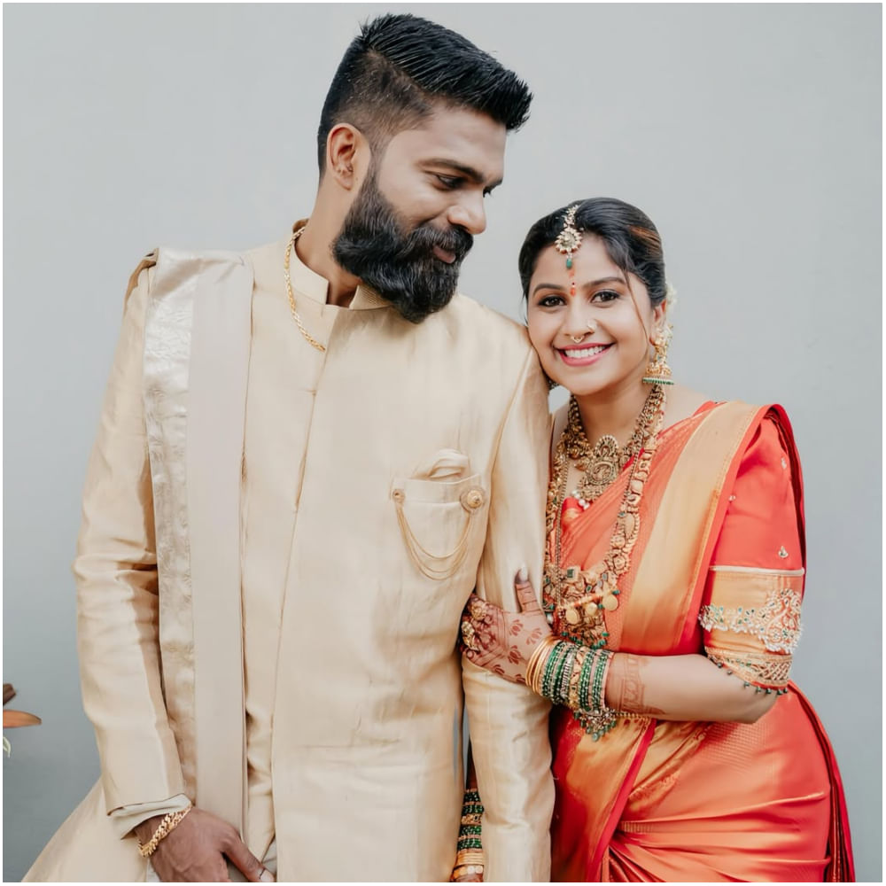 ಜೊತೆಯಲಿ ನಿನ್ನ ಜೊತೆಯಲಿ, ಸದಾ ಸಂತೋಷ ಇರಲಿ, ಜೊತೆಯಲಿ ನಿನ್ನ ಜೊತೆಯಲಿ, ನಿನ್ನೆಲ್ಲಾ ಕನಸು ನನಸಾಗಲಿ.. ಜೊತೆಯಲಿ ನಿನ್ನ ಜೊತೆಯಲಿ, ಅನು ನಾನಿರಲಿ, ಅನು ಮಾತ್ರ ಇರಲಿ..’ ಎಂದು ಕ್ಯಾಪ್ಶನ್ ನೀಡಿದ್ದಾರೆ.