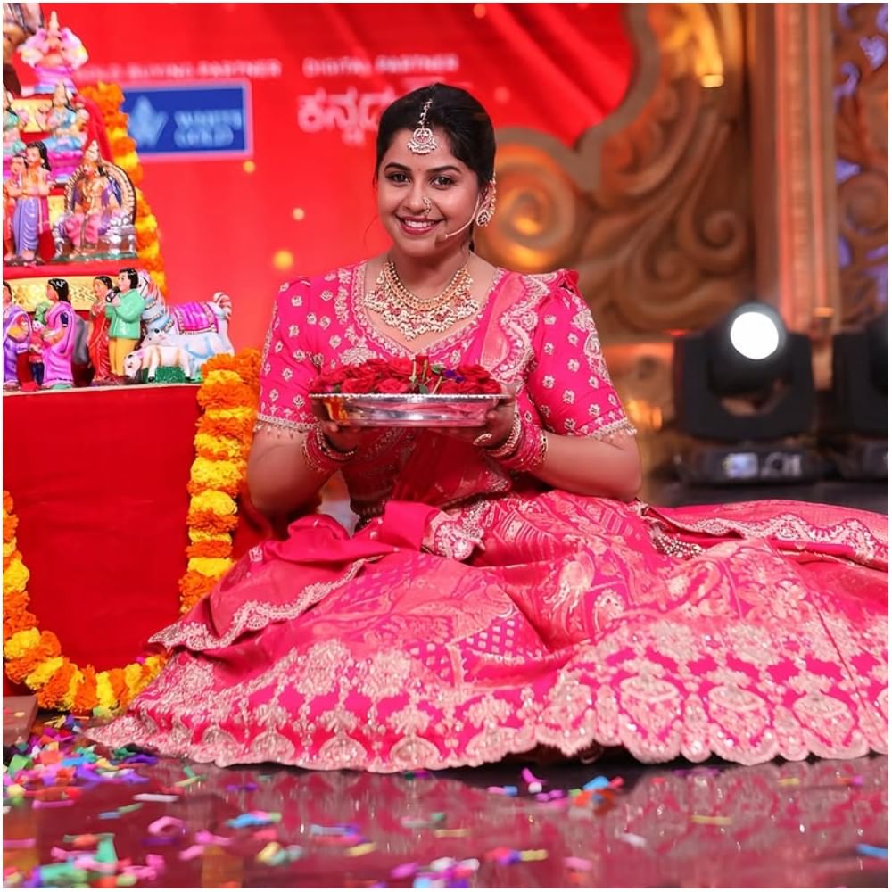 ಅನುಶ್ರೀ ಅವರು ಸದ್ಯ ಆ್ಯಂಕರಿಂಗ್​ನಲ್ಲಿ ಬ್ಯುಸಿ ಆಗಿದ್ದಾರೆ. ಅವರು ಜೀ ಕನ್ನಡ ವಾಹಿನಿಯಲ್ಲಿ ಹಲವು ಶೋಗಳನ್ನು ನಡೆಸಿಕೊಡುತ್ತಿದ್ದಾರೆ. ಮುಂಬರುವ ರಿಯಾಲಿಟಿ ಶೋಗಳ ಭಾಗ ಆಗಲು ಅವರು ಕಾದಿದ್ದಾರೆ.